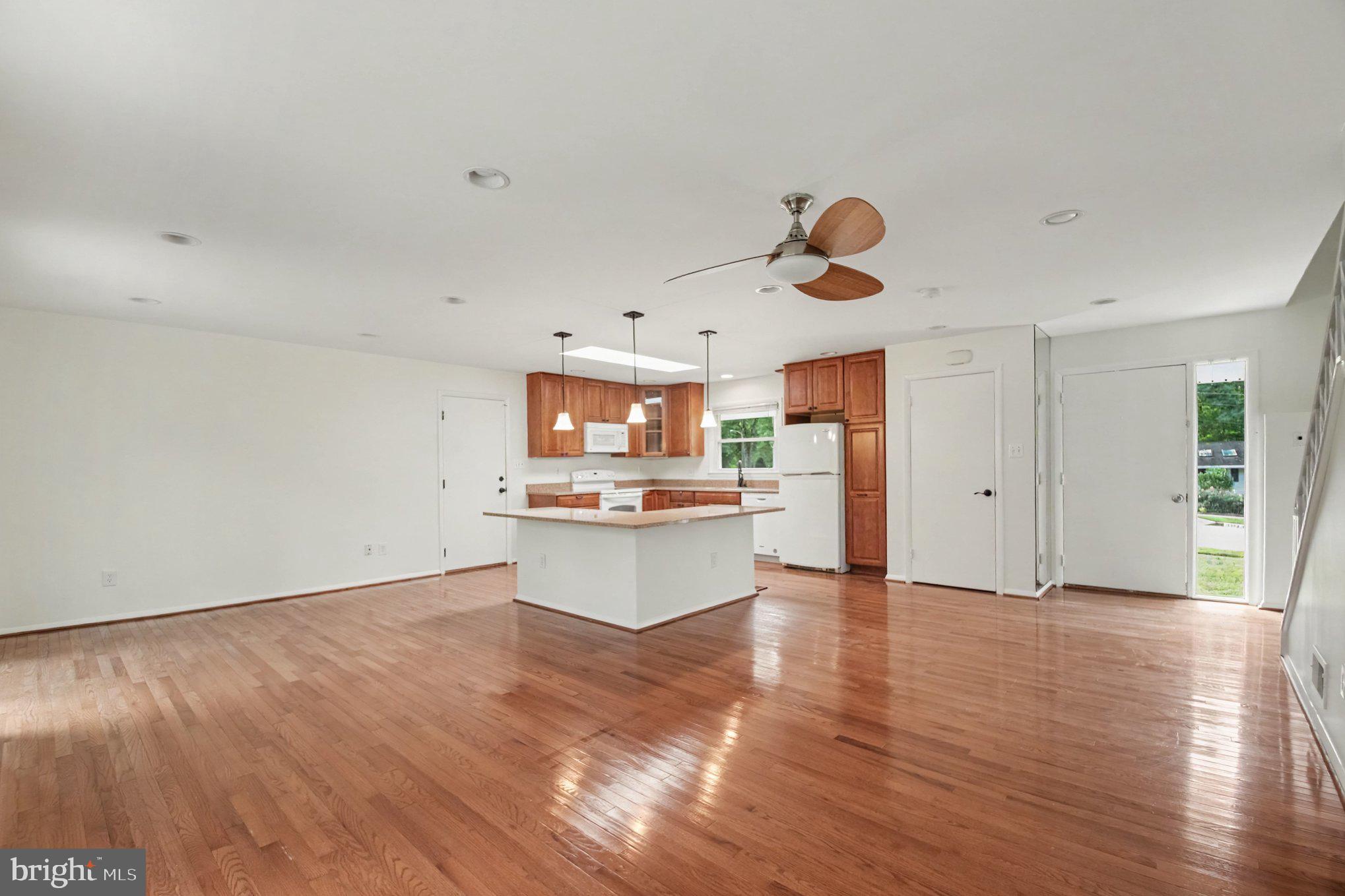 9302 ASHMEADE DRIVE