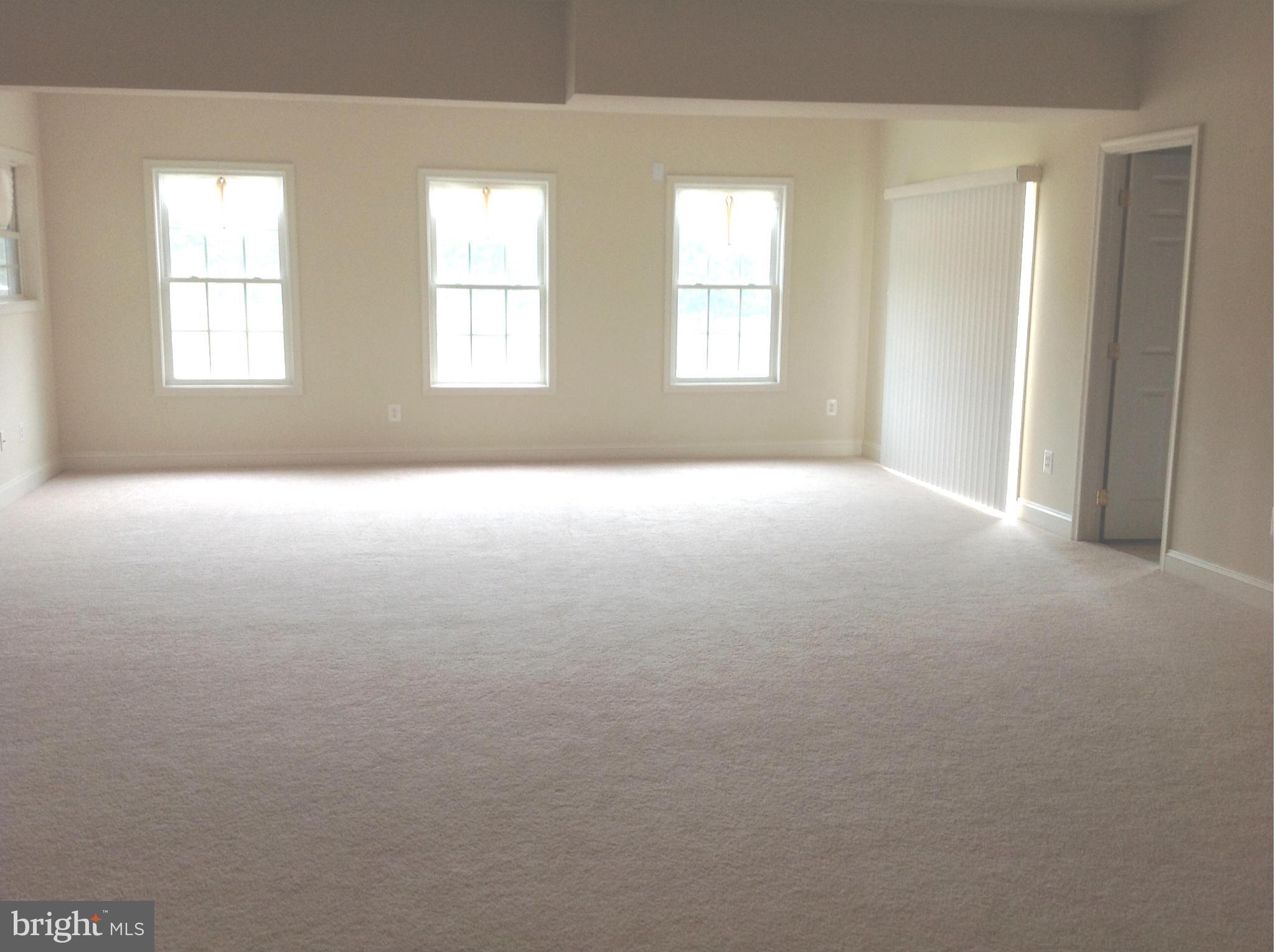 LAKE HOLIDAY ESTATES - Residential Lease