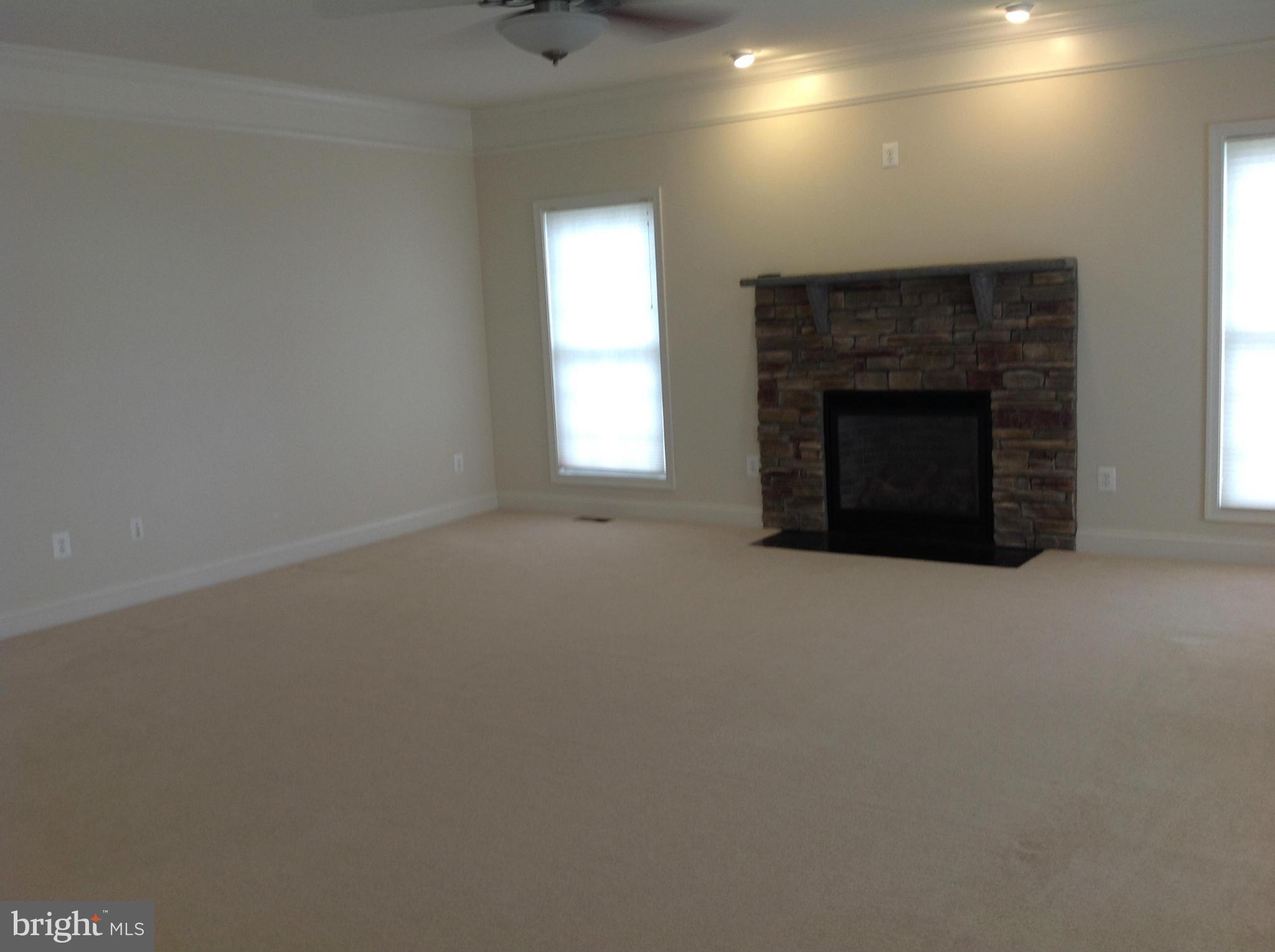 LAKE HOLIDAY ESTATES - Residential Lease