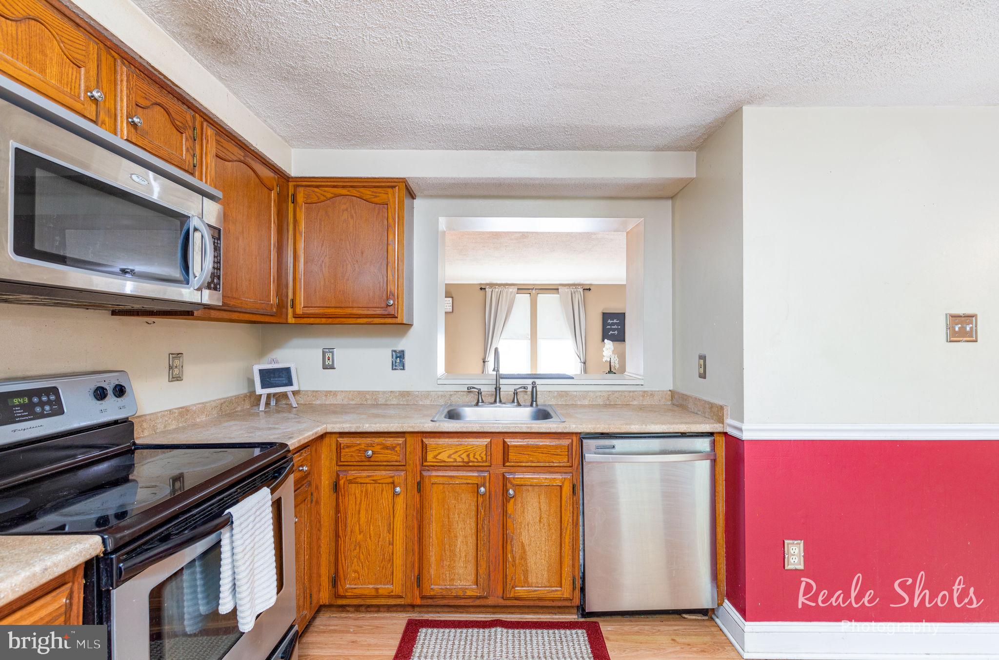 RIVERSIDE - Residential