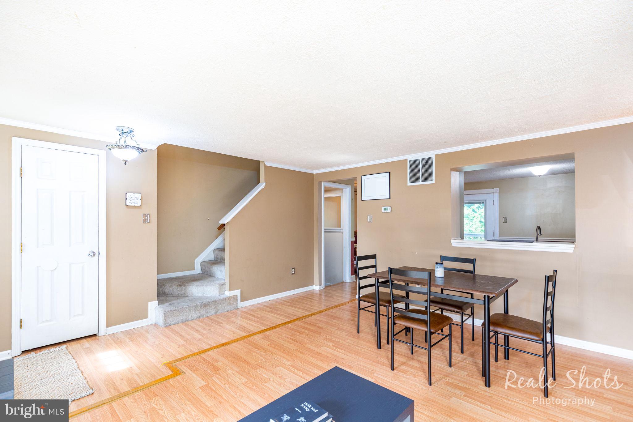 RIVERSIDE - Residential