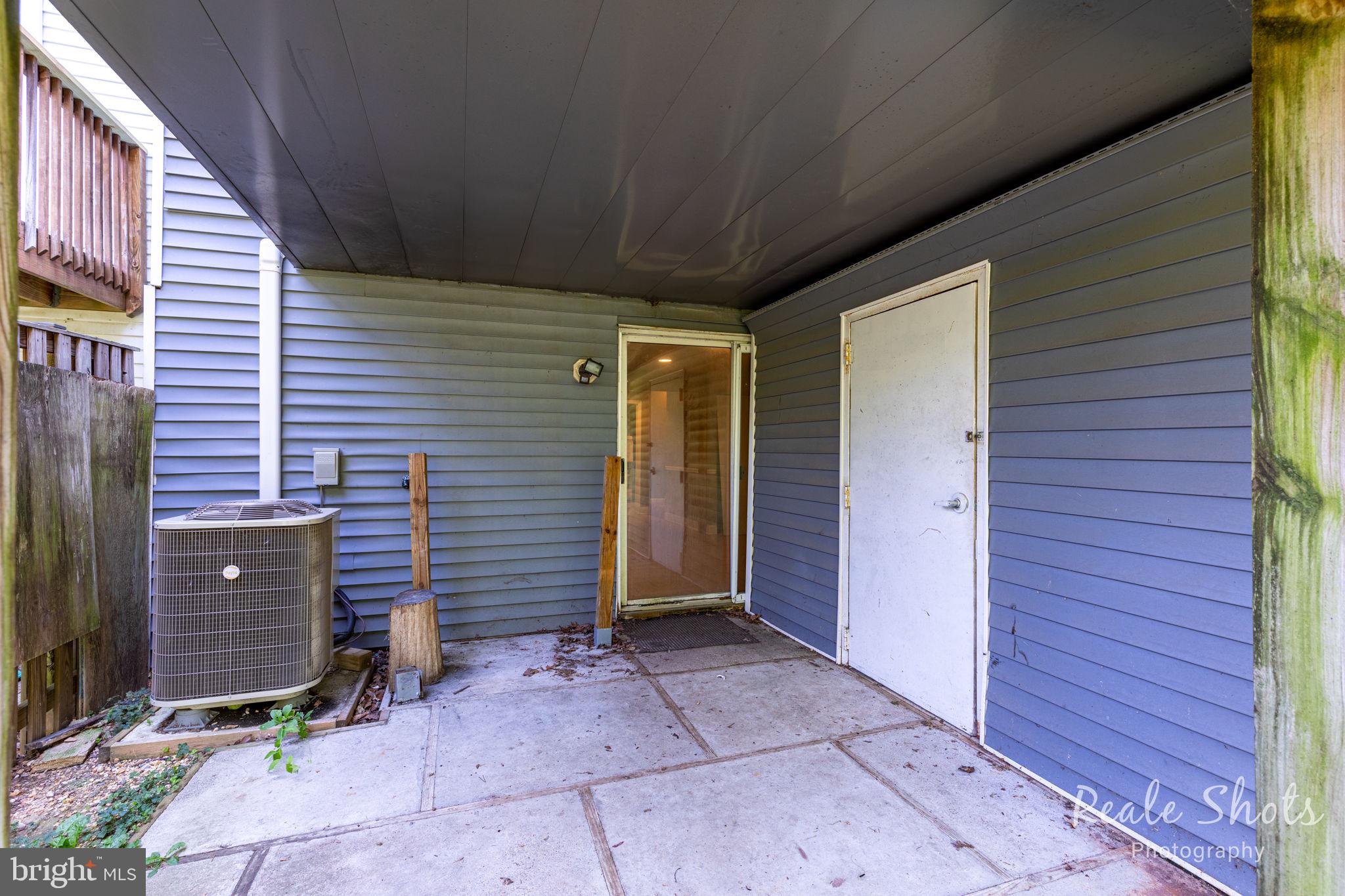 RIVERSIDE - Residential