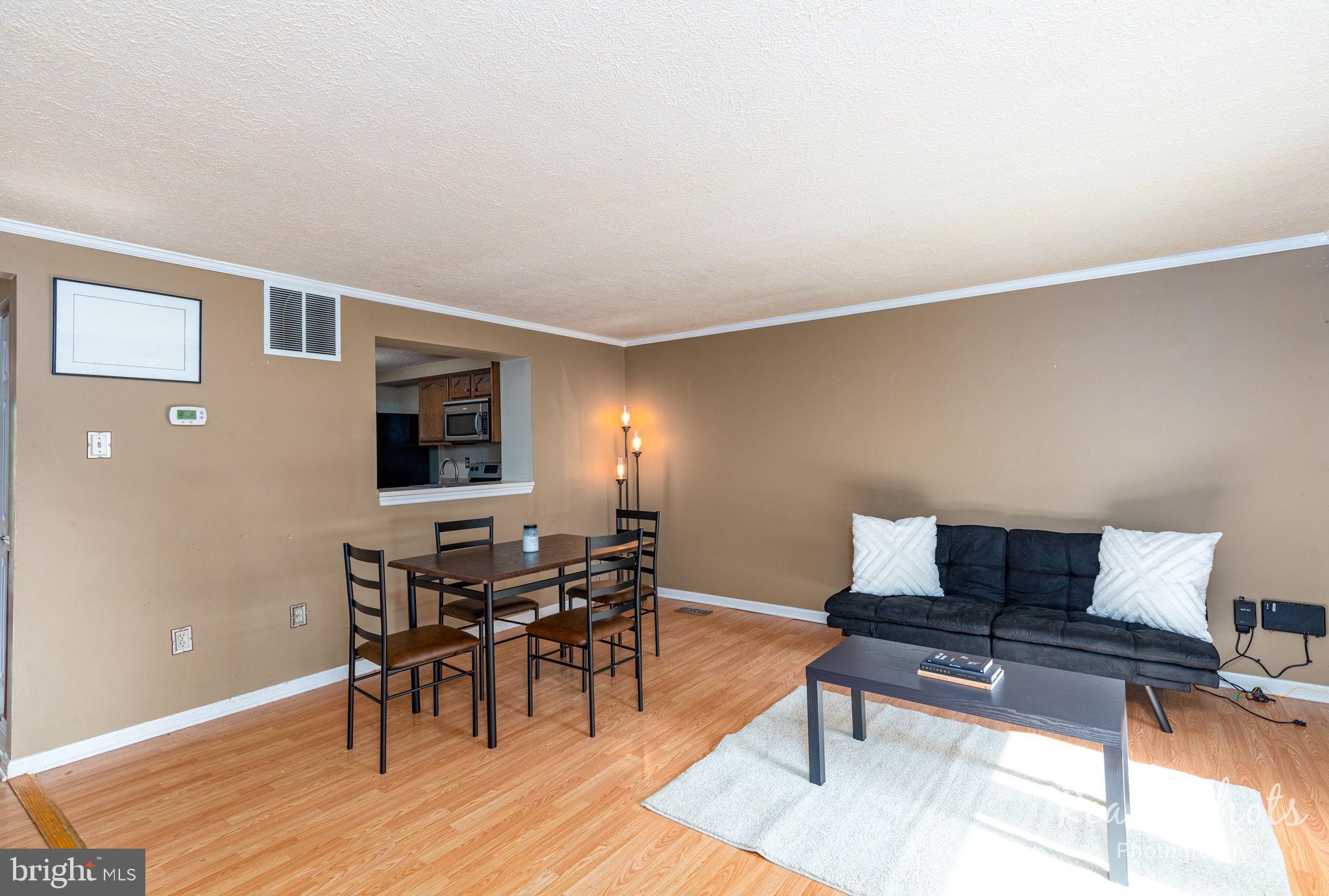 RIVERSIDE - Residential