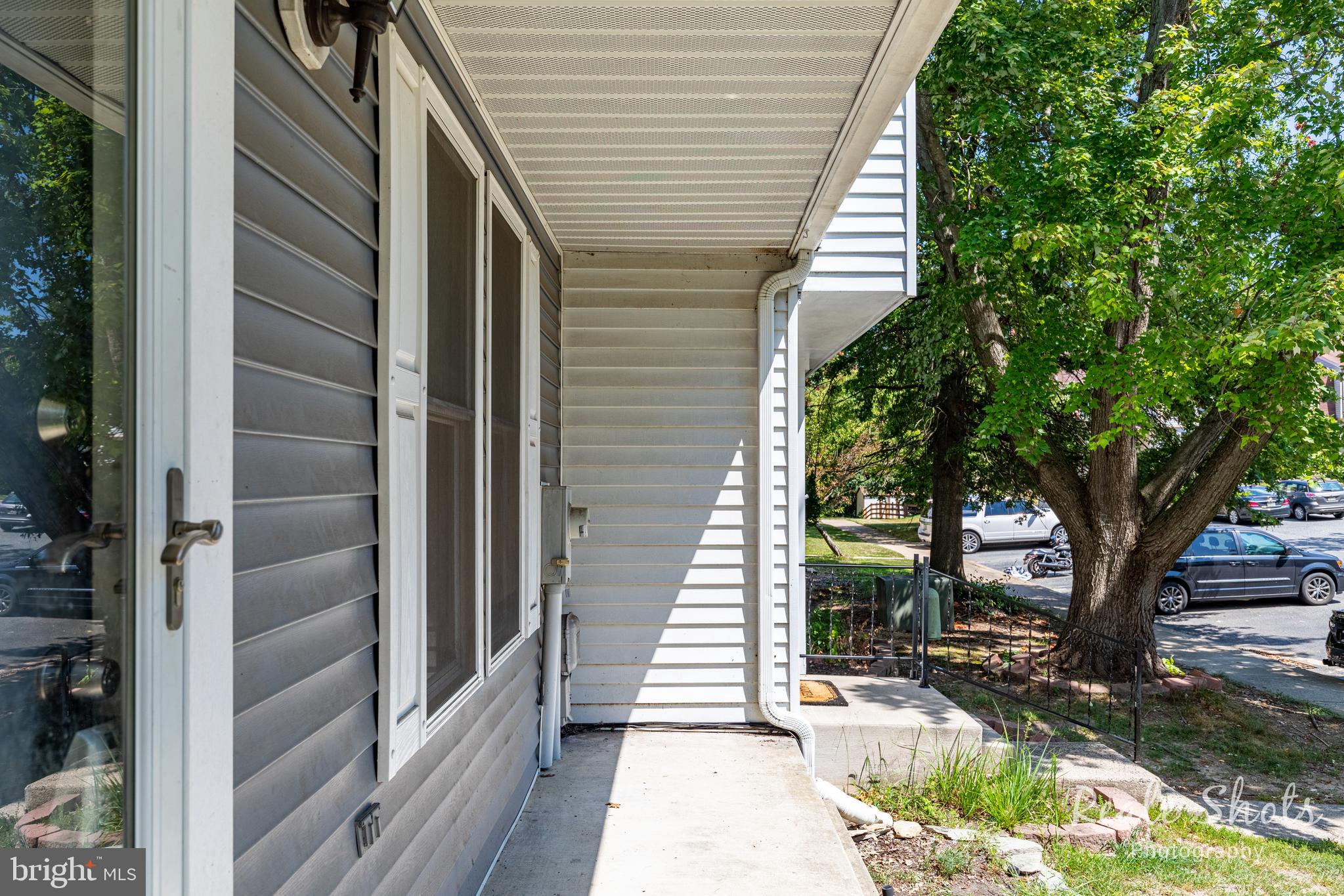 RIVERSIDE - Residential