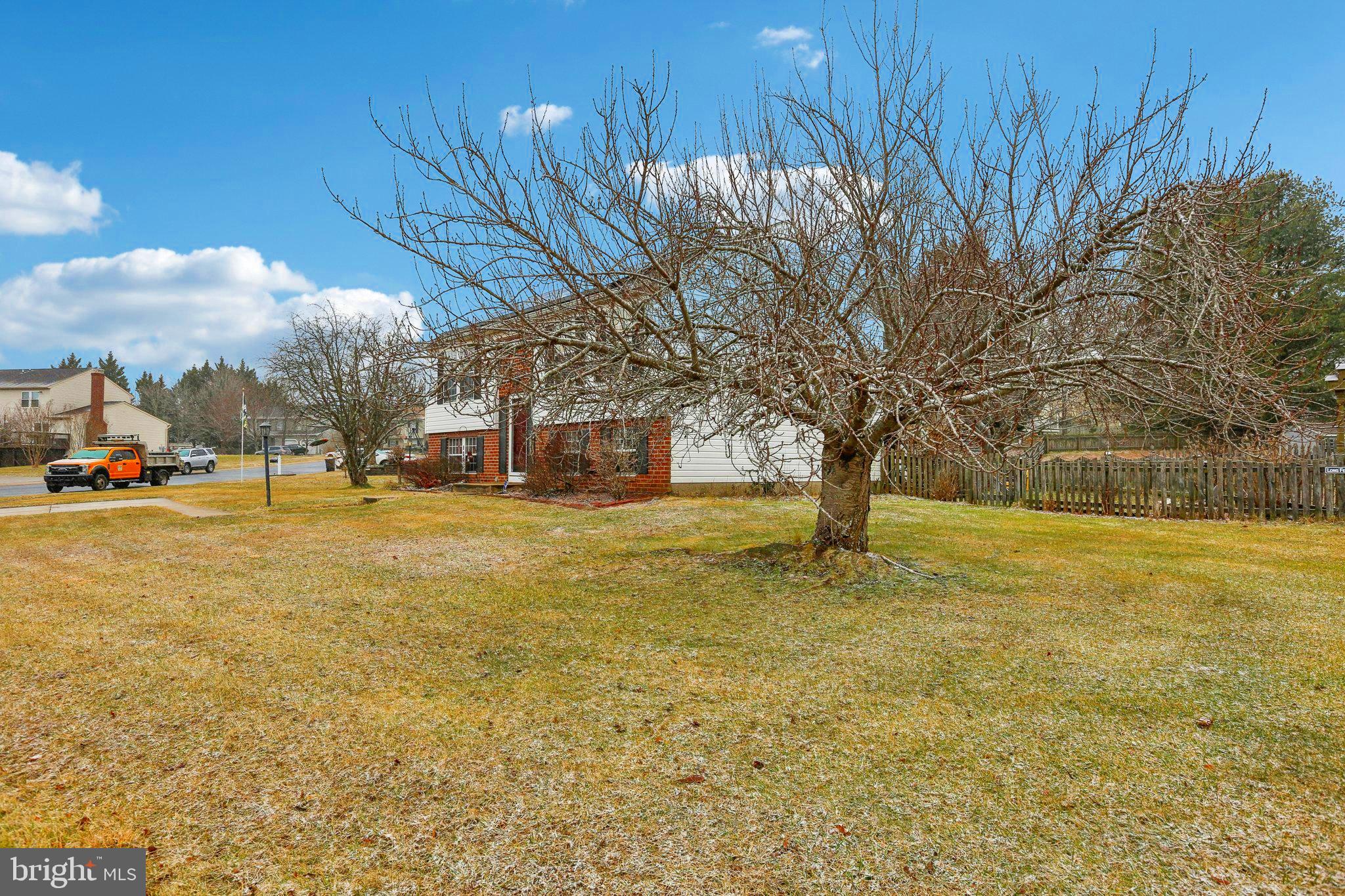 VILLAGE OF BYNUM RUN - Residential