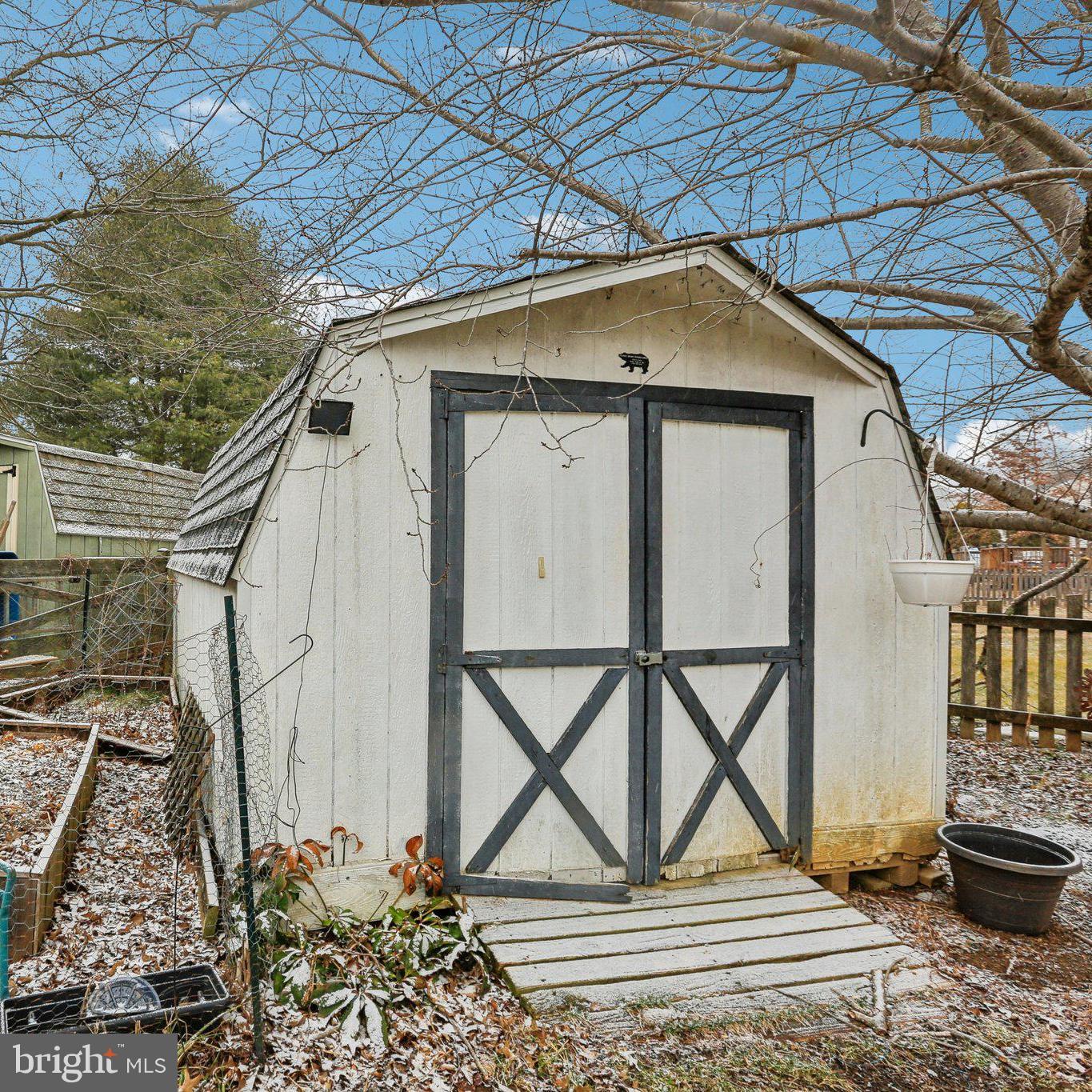 VILLAGE OF BYNUM RUN - Residential