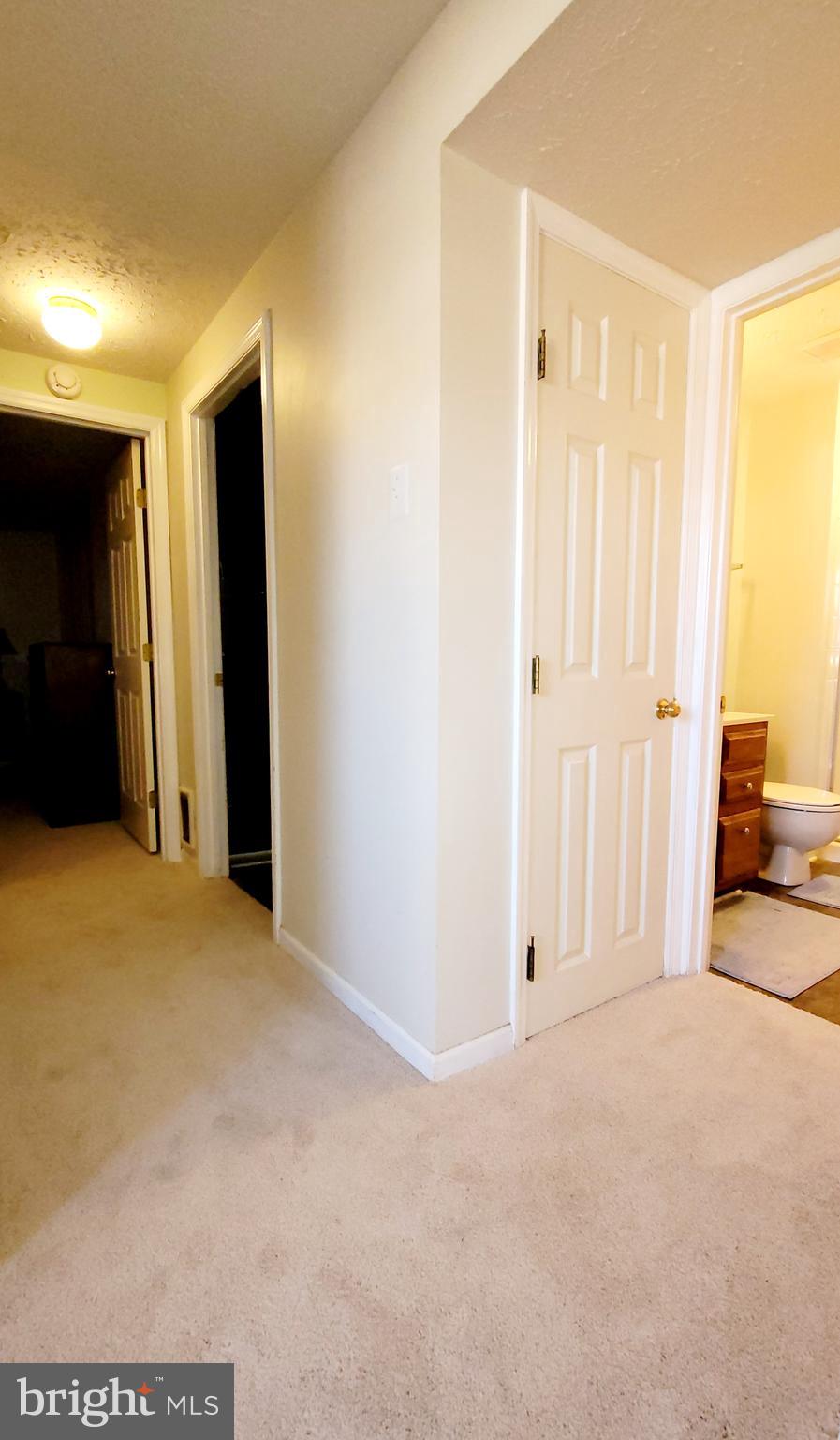 VILLAGE OF BYNUM RUN - Residential