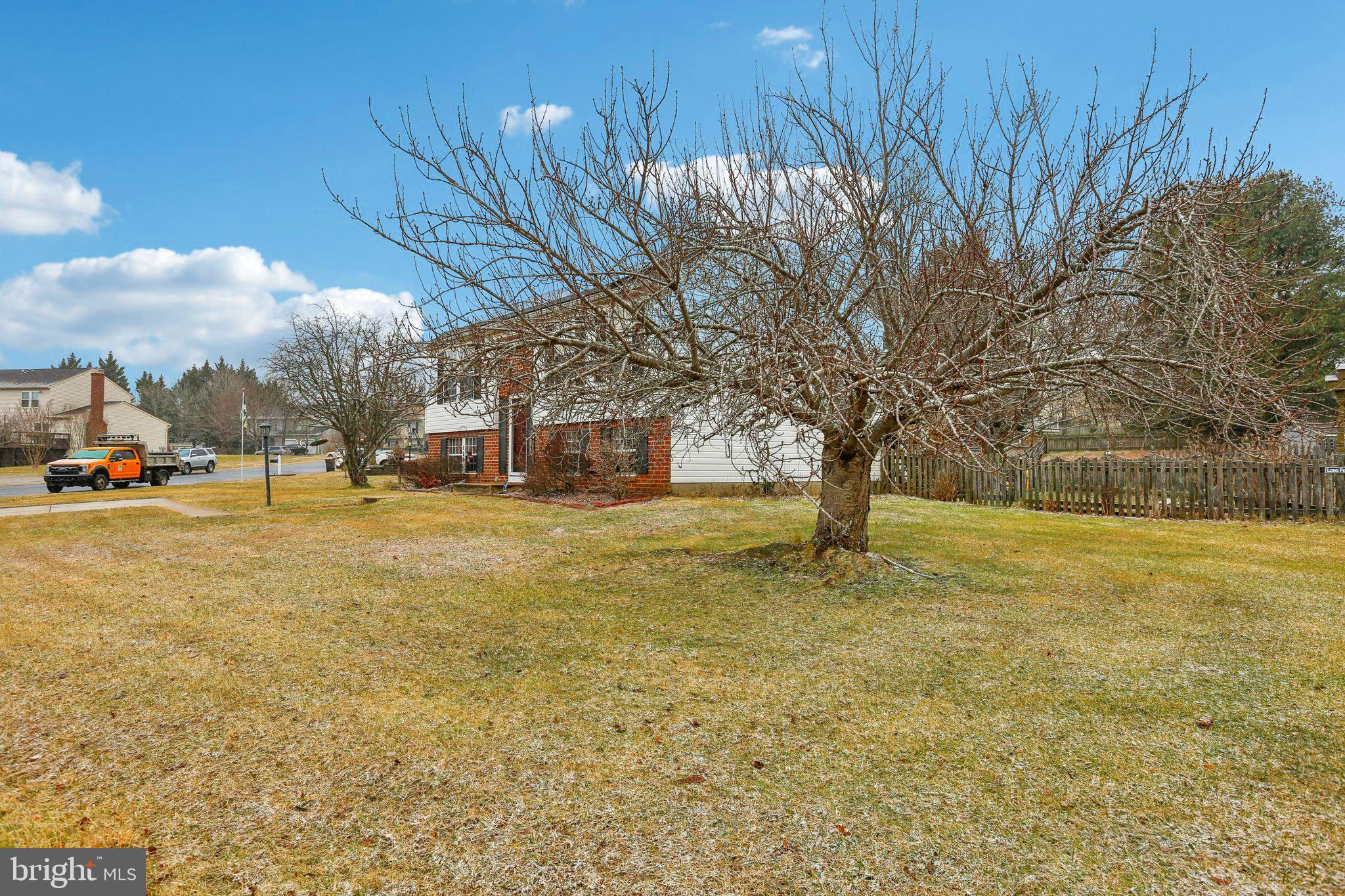 VILLAGE OF BYNUM RUN - Residential