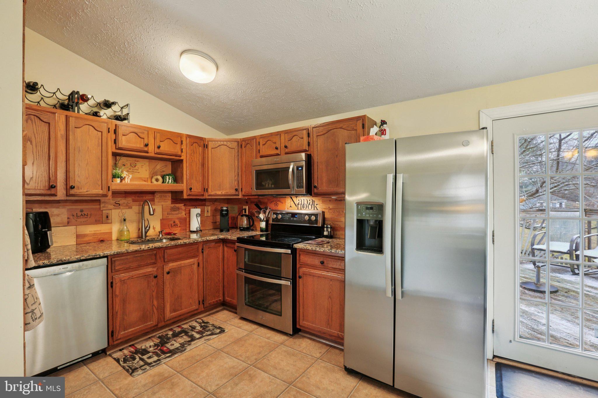 VILLAGE OF BYNUM RUN - Residential