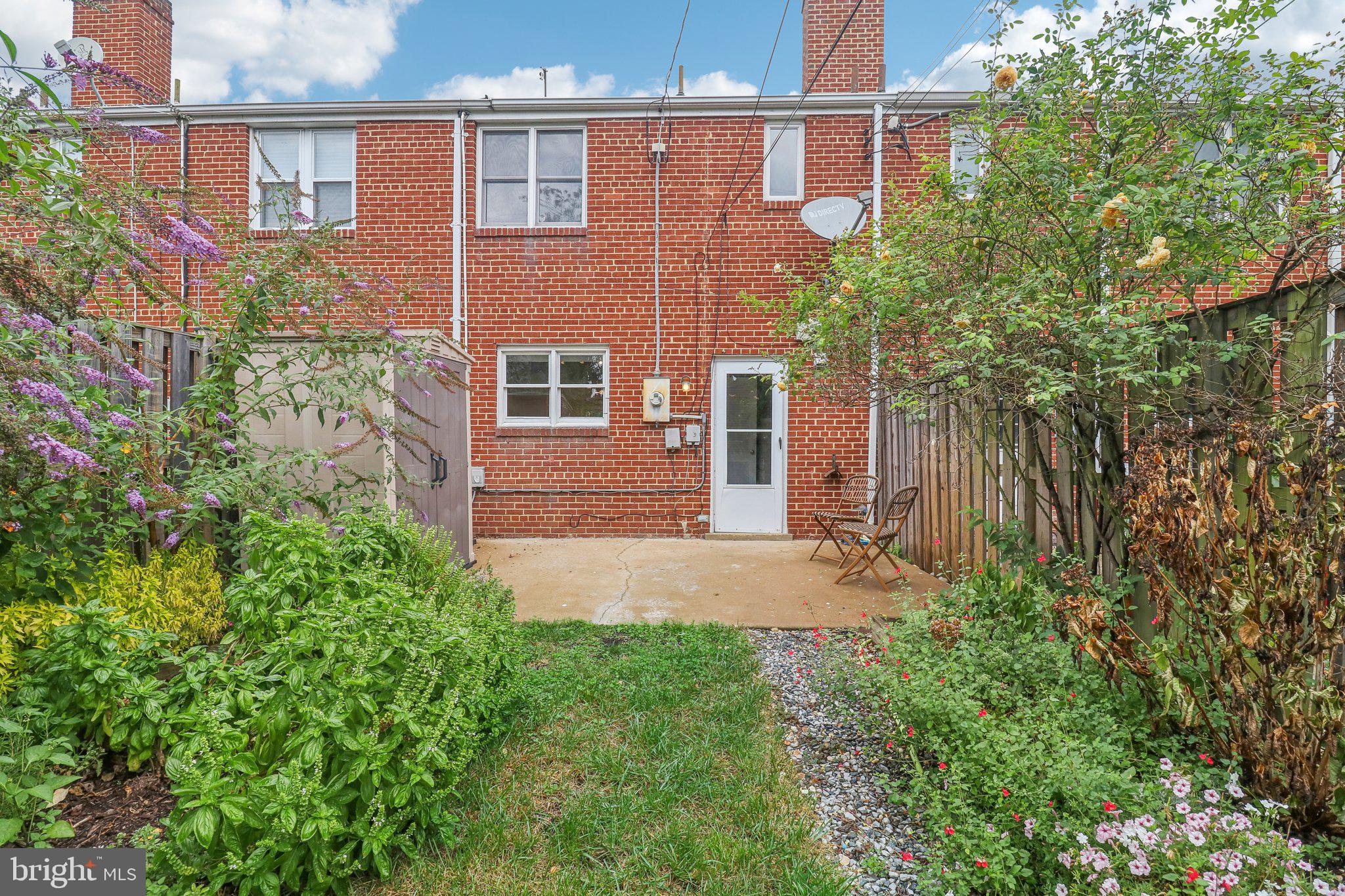 KENWOOD TOWERS - Residential