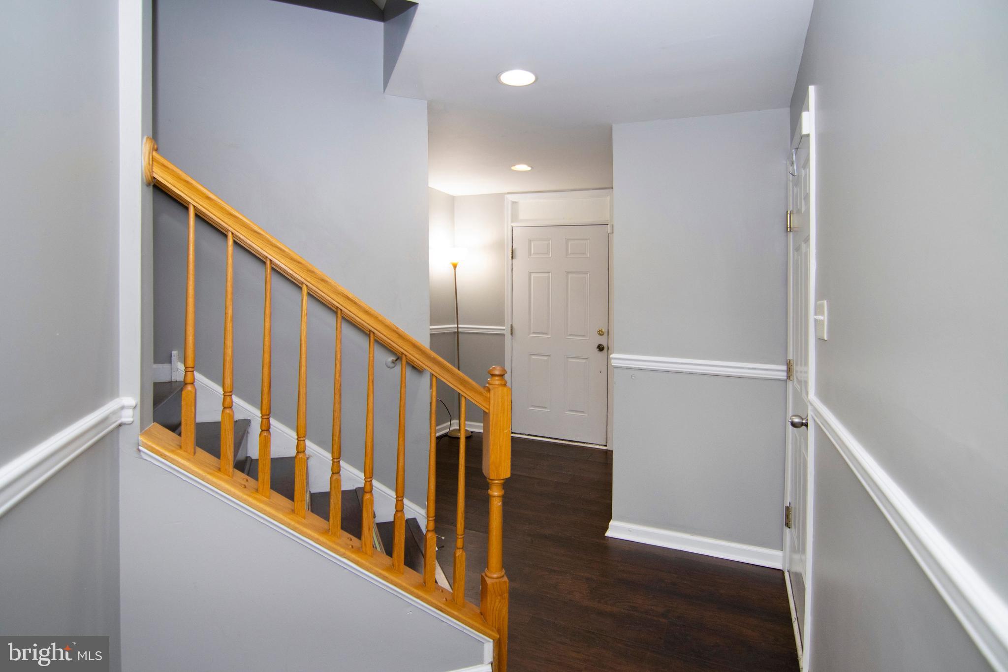 100 COLTS NECK DRIVE