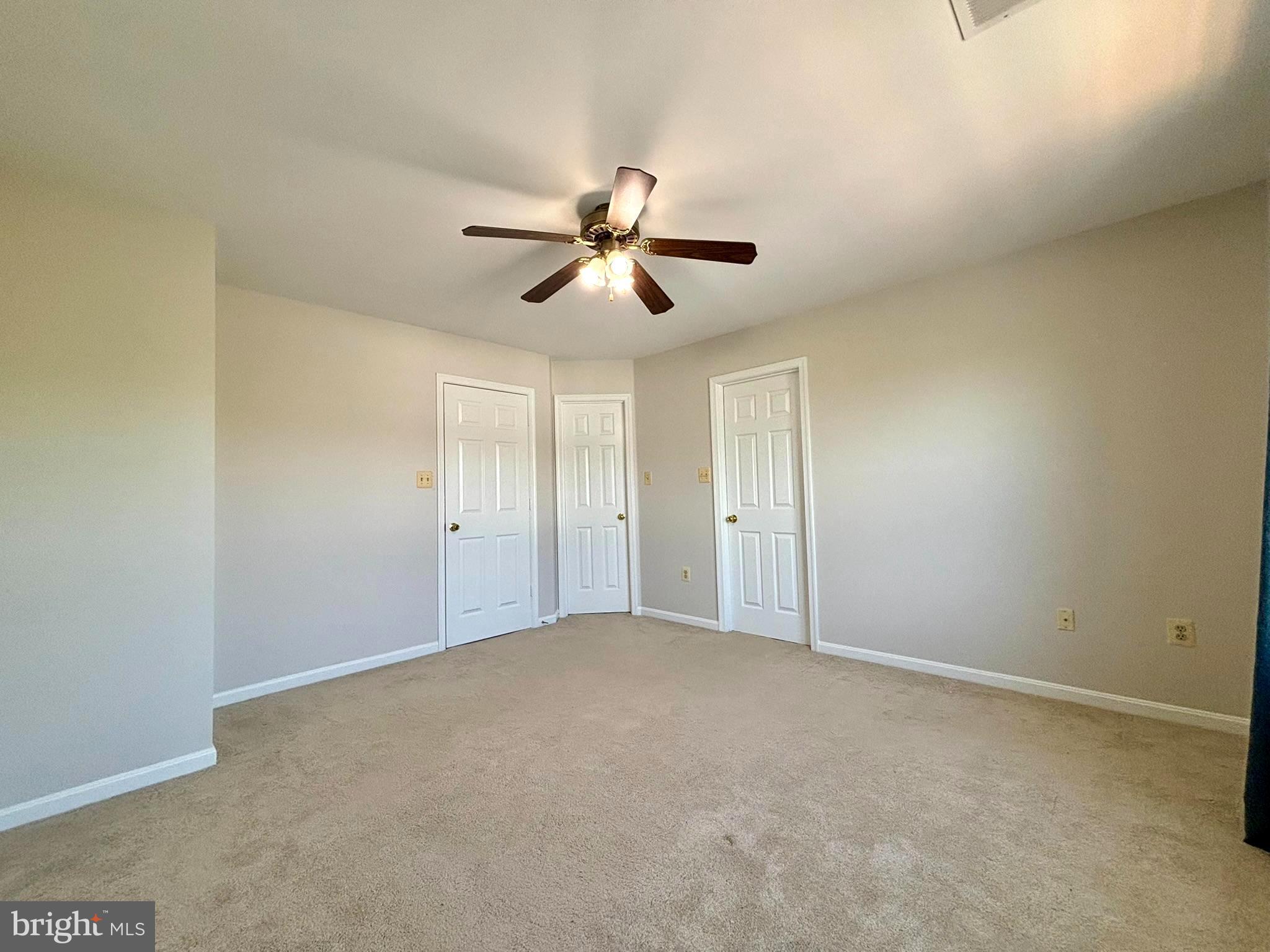 GROVEWOOD - Residential Lease