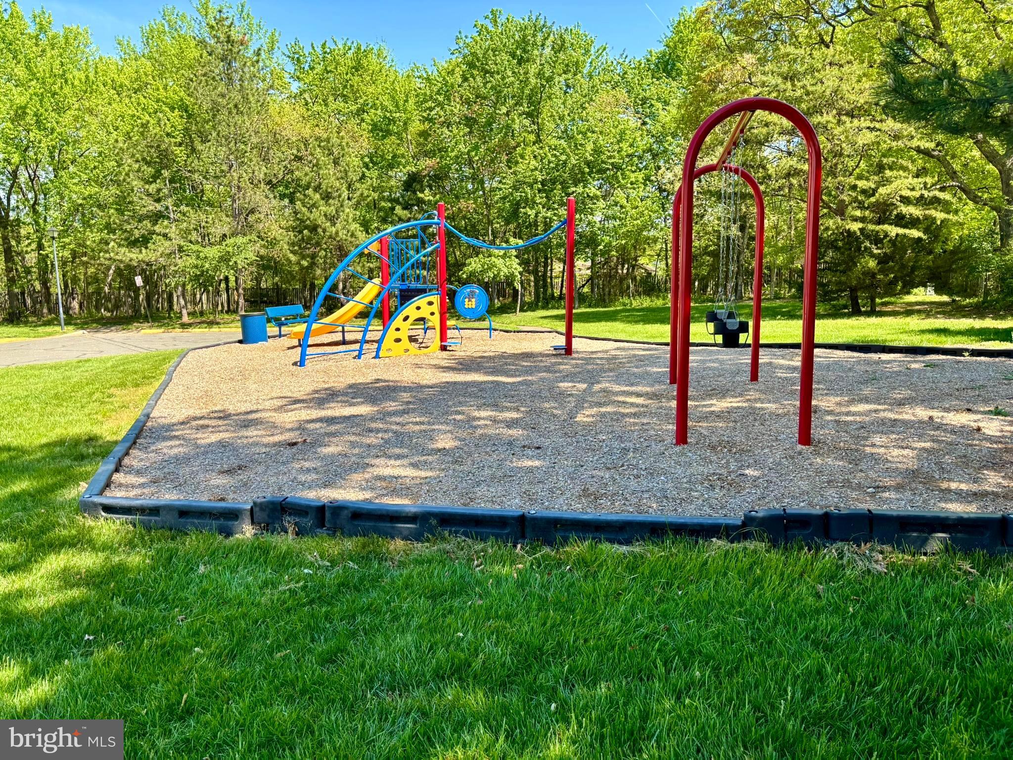 GROVEWOOD - Residential Lease