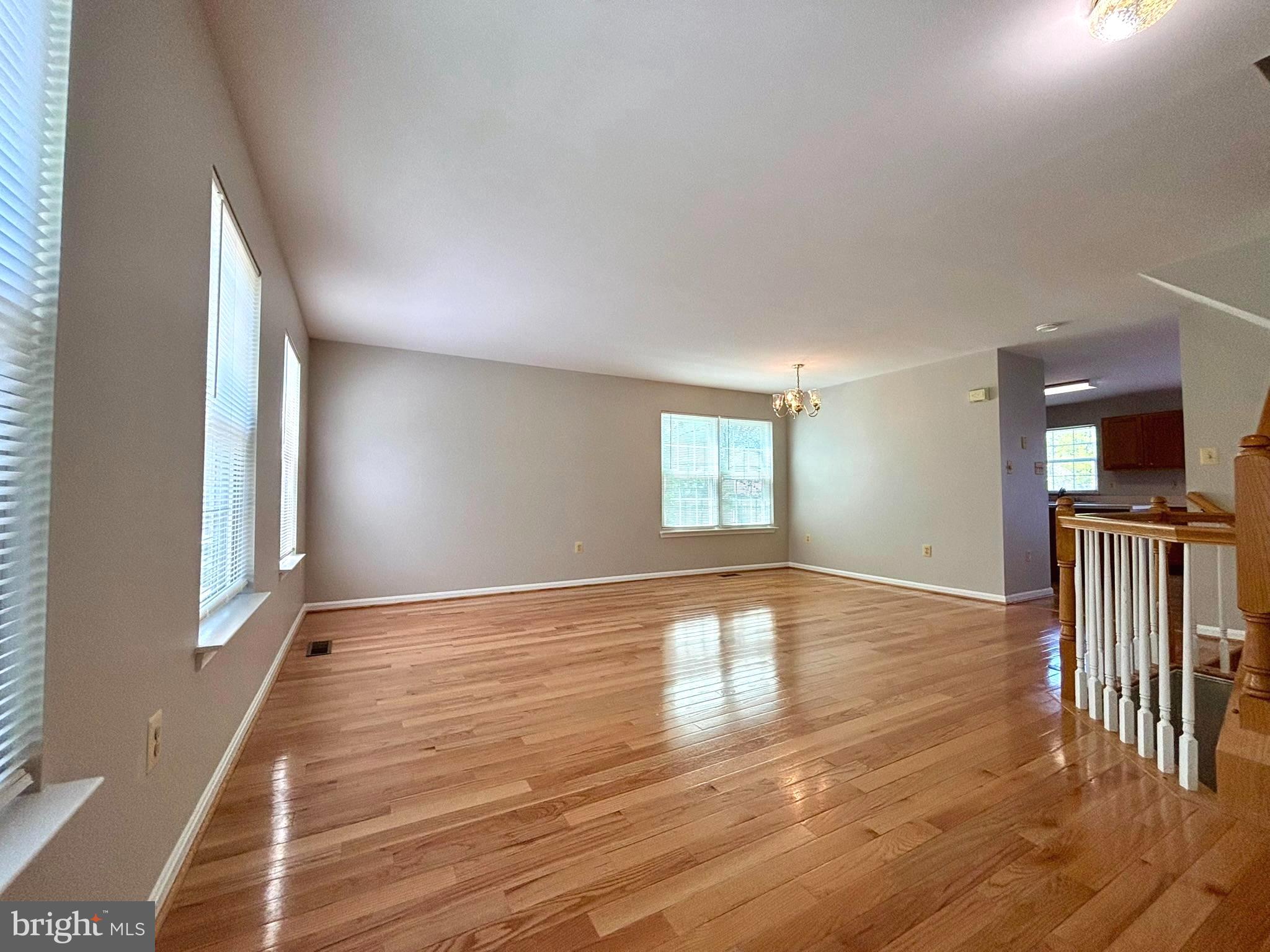 GROVEWOOD - Residential Lease