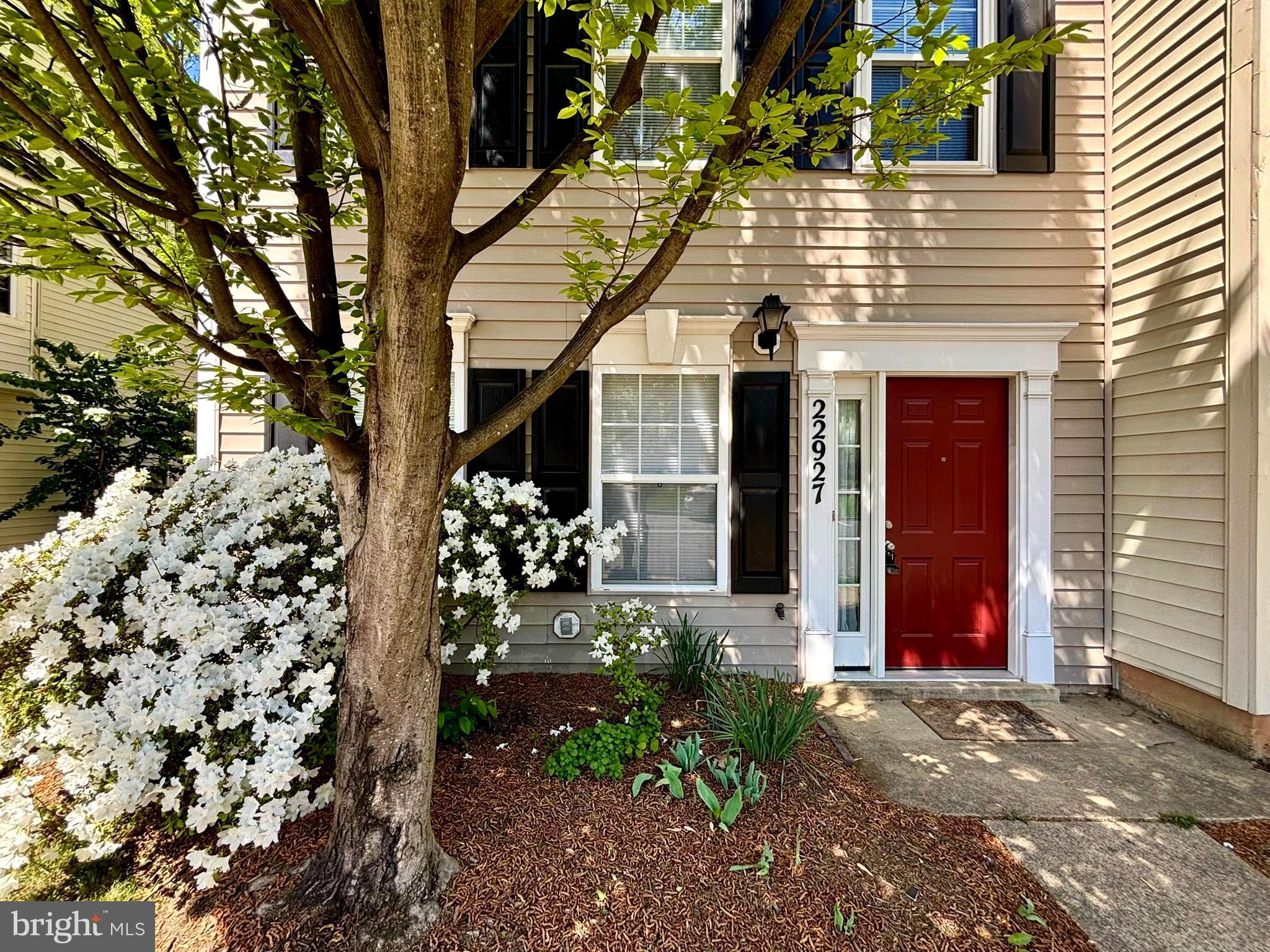 GROVEWOOD - Residential Lease