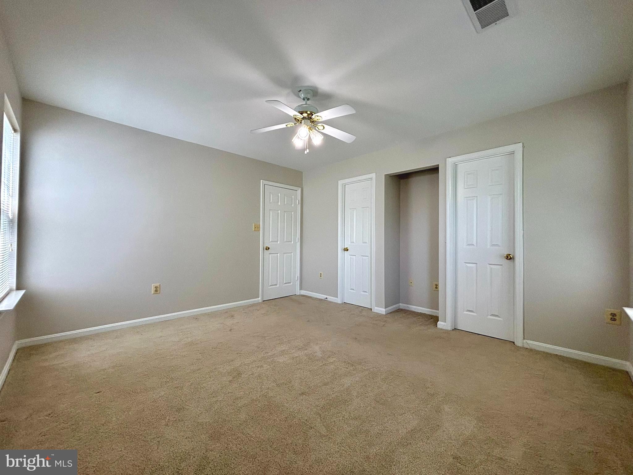 GROVEWOOD - Residential Lease