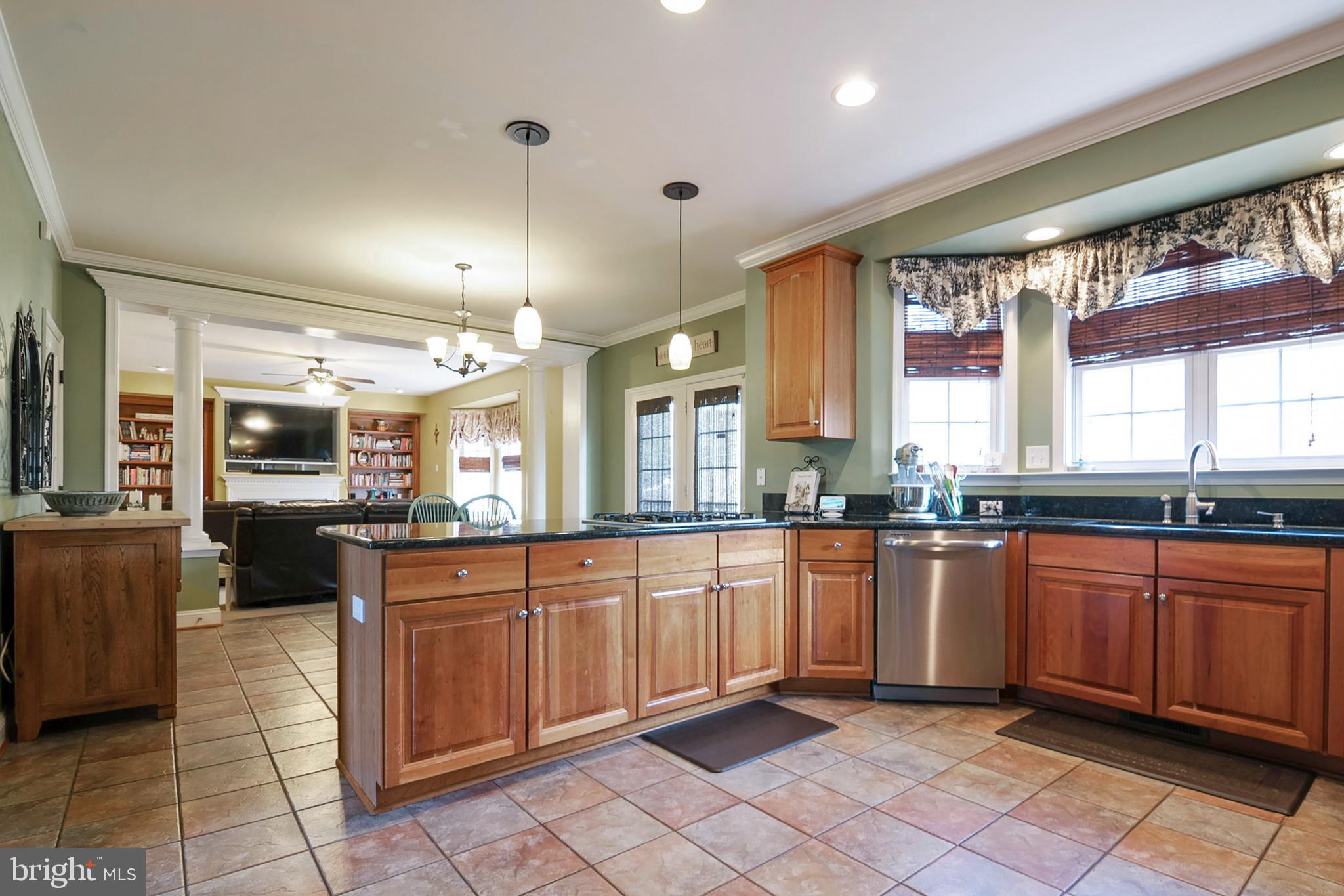 POPLAR HILLS - Residential