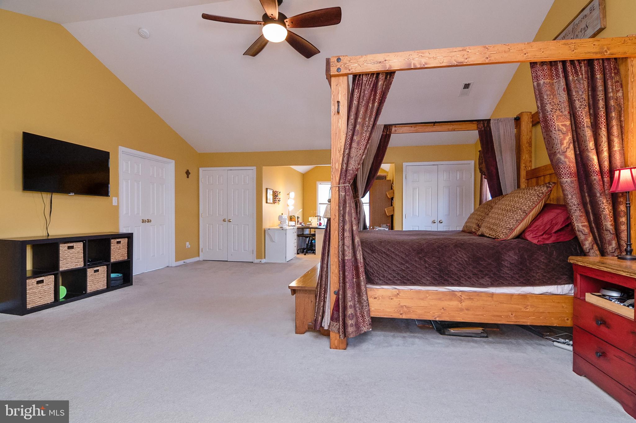 POPLAR HILLS - Residential