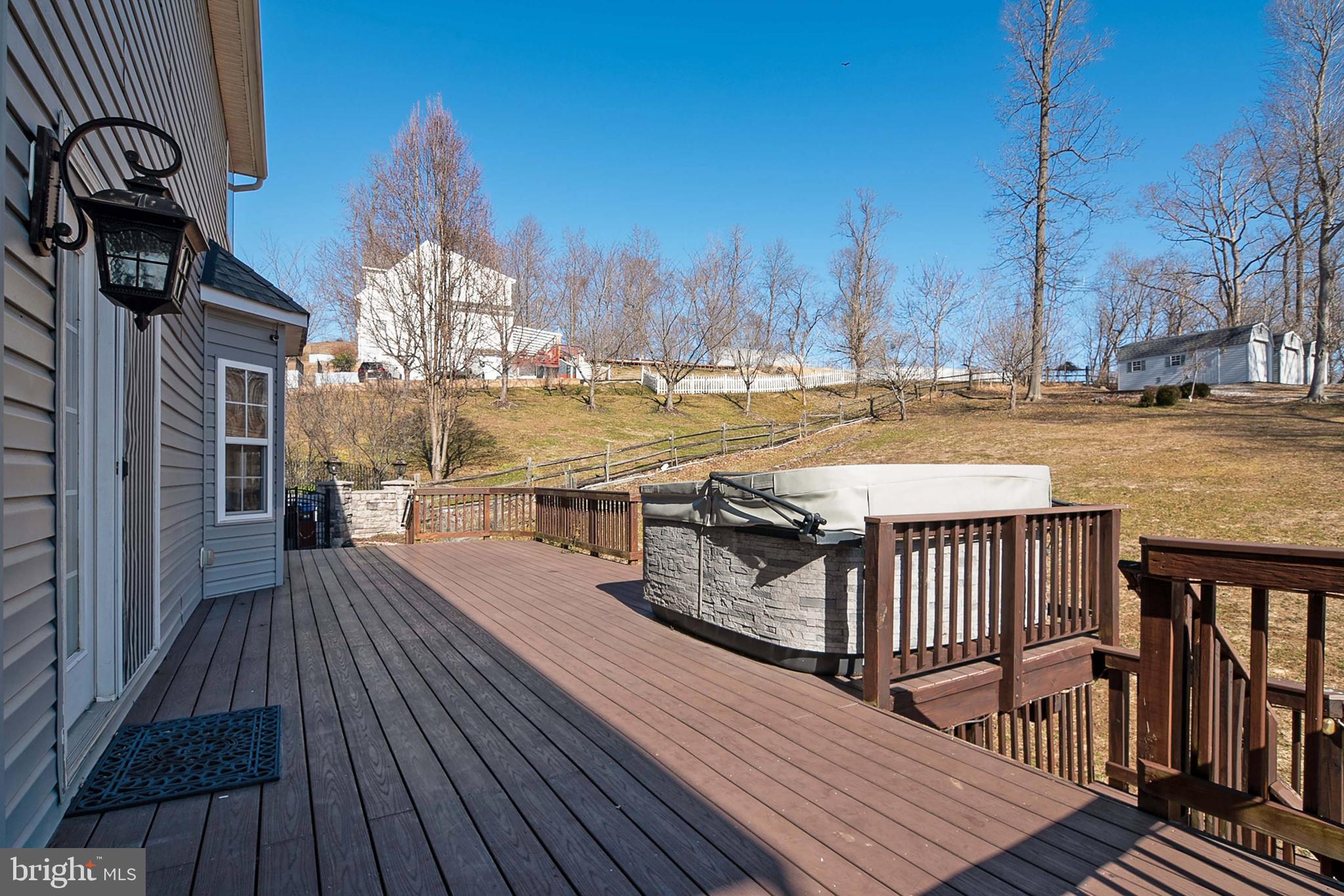 POPLAR HILLS - Residential