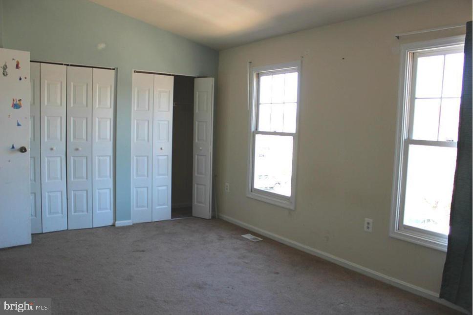 STONINGTON - Residential Lease