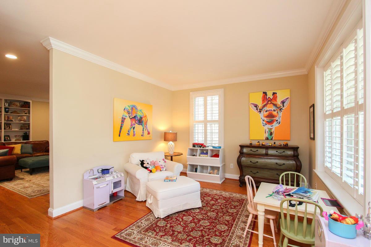 WEST CHEVY CHASE HEIGHTS - Residential