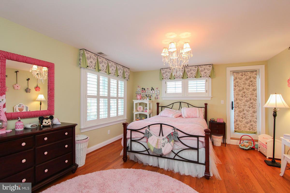 WEST CHEVY CHASE HEIGHTS - Residential