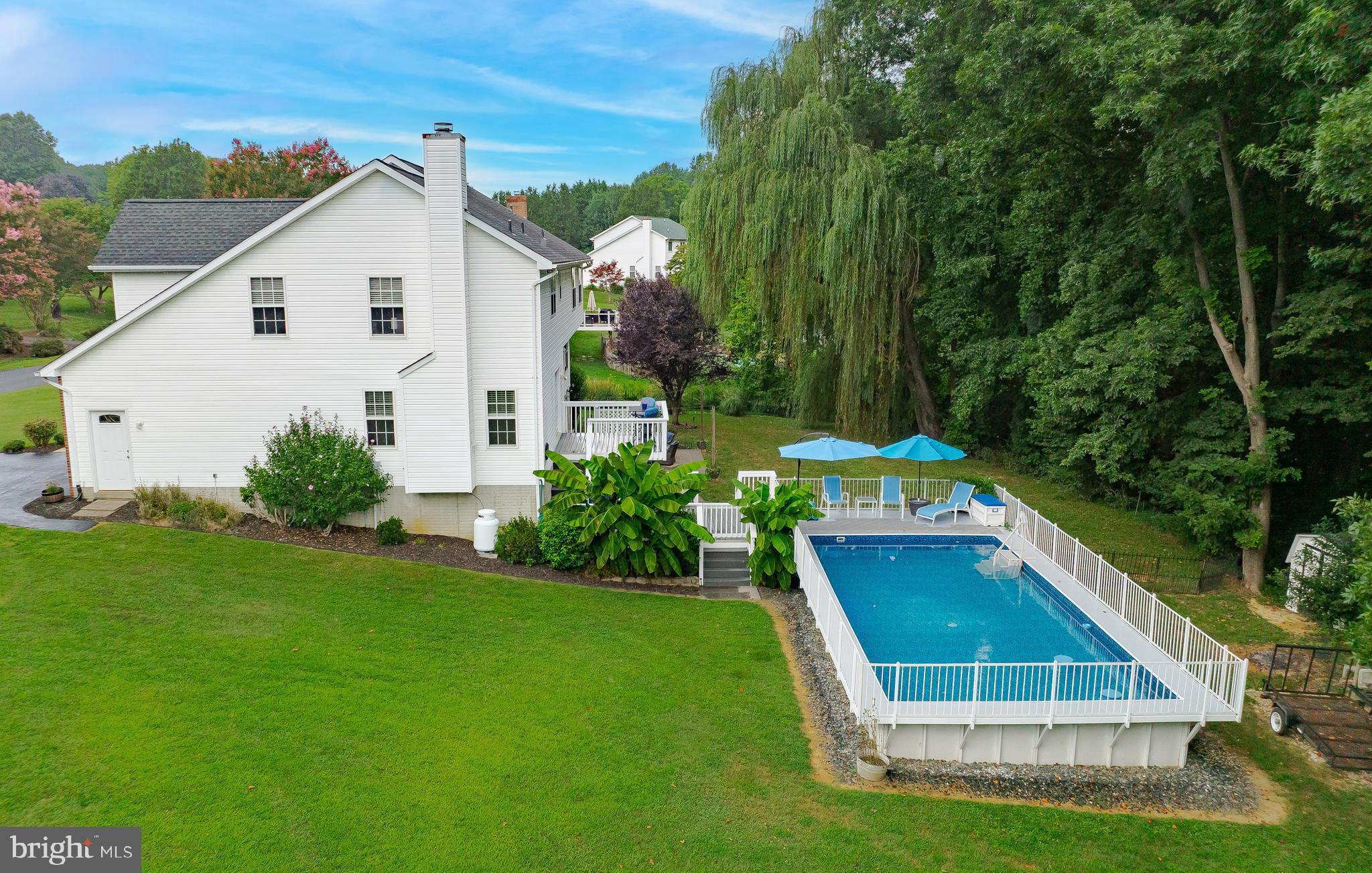 4070 WEEPING WILLOW LANE