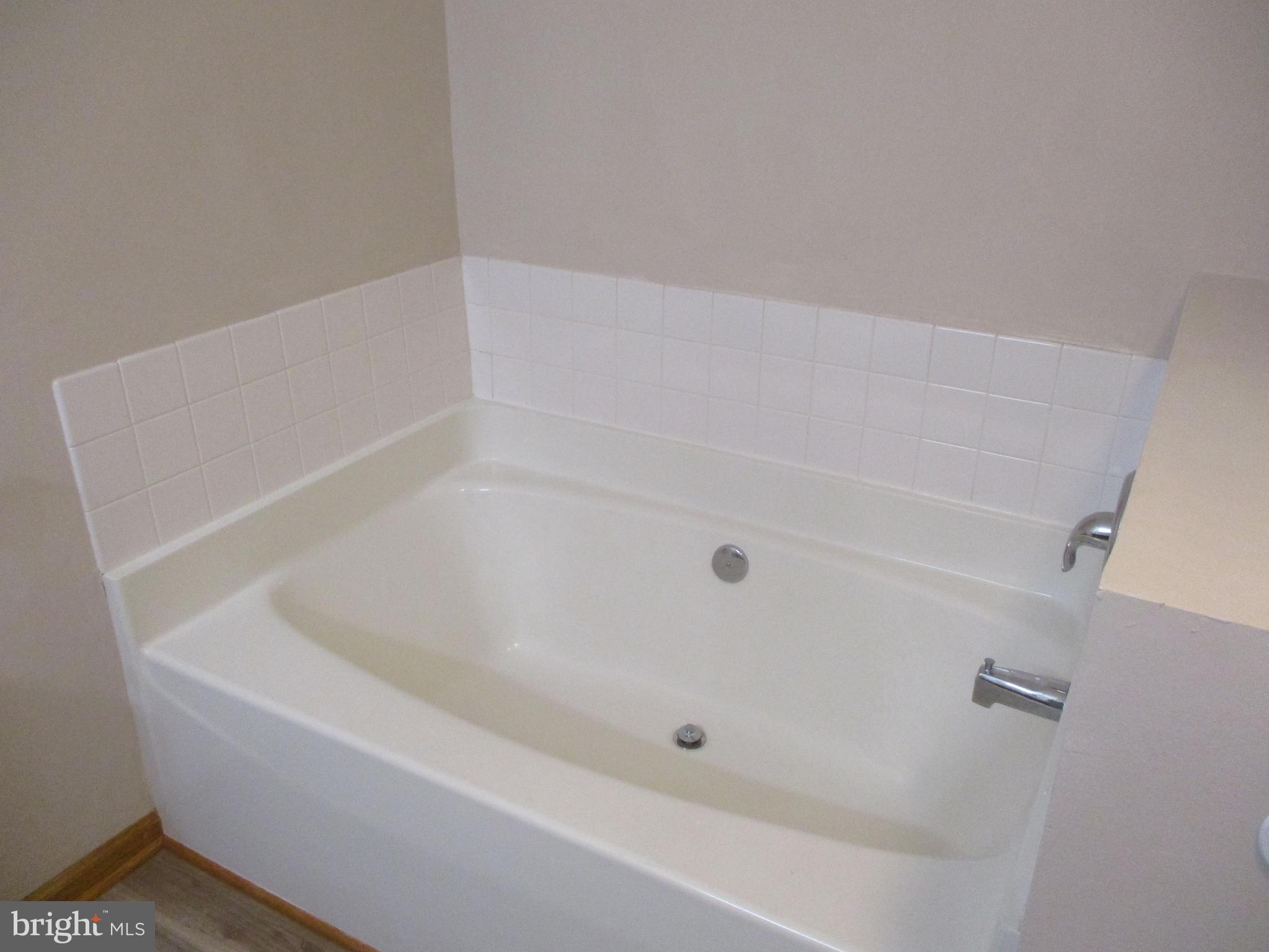 WASHINGTON WOODS - Residential