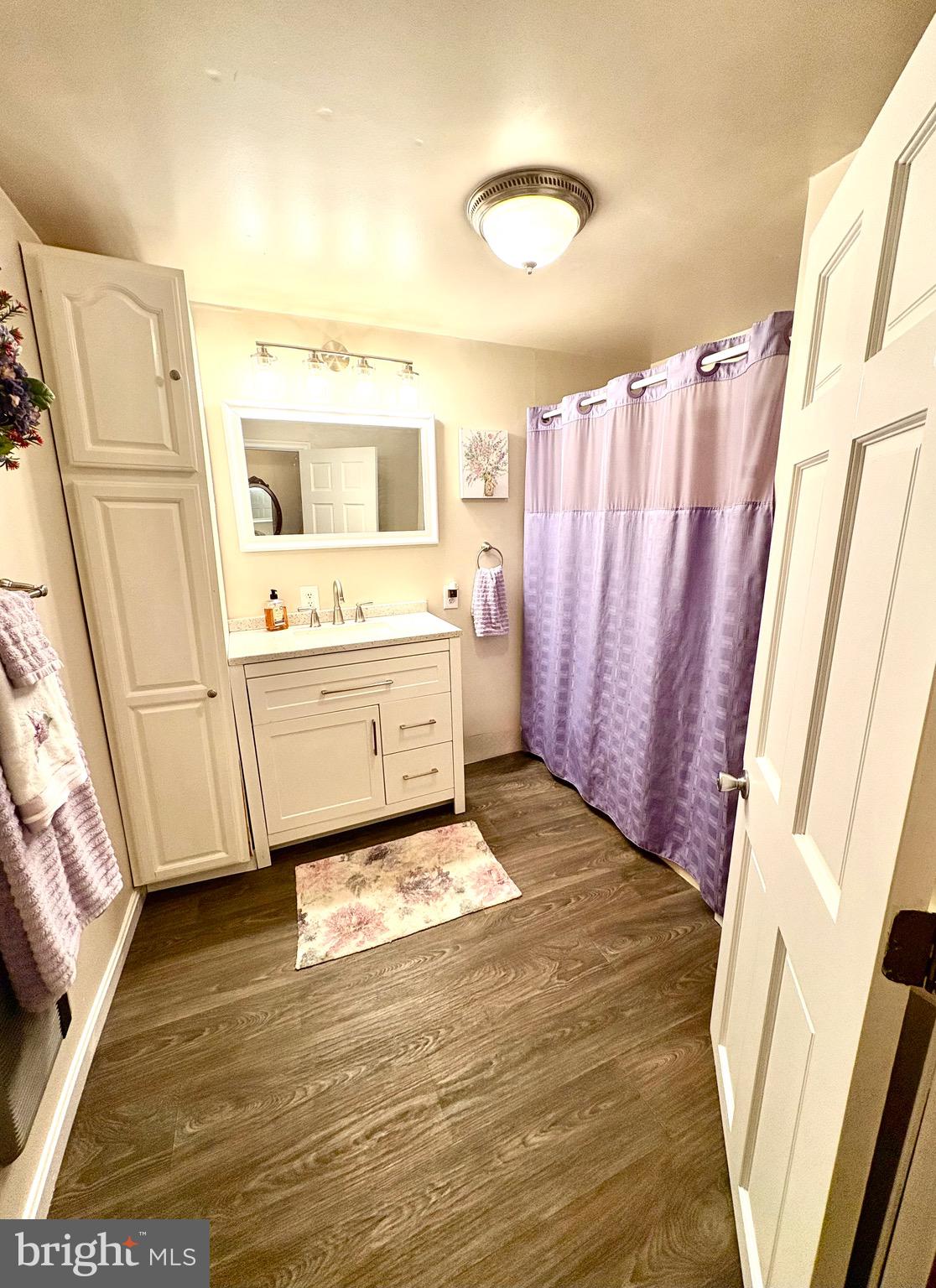 SMITH ISLAND - Residential