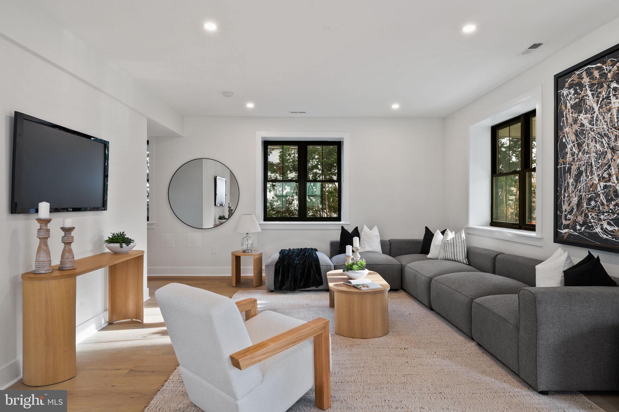 BEECHWOOD - Residential