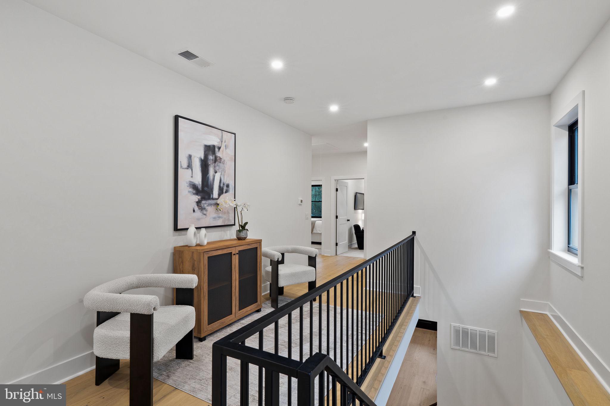 BEECHWOOD - Residential