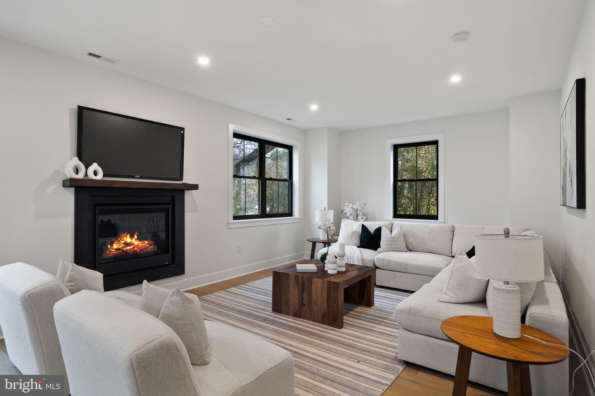 BEECHWOOD - Residential