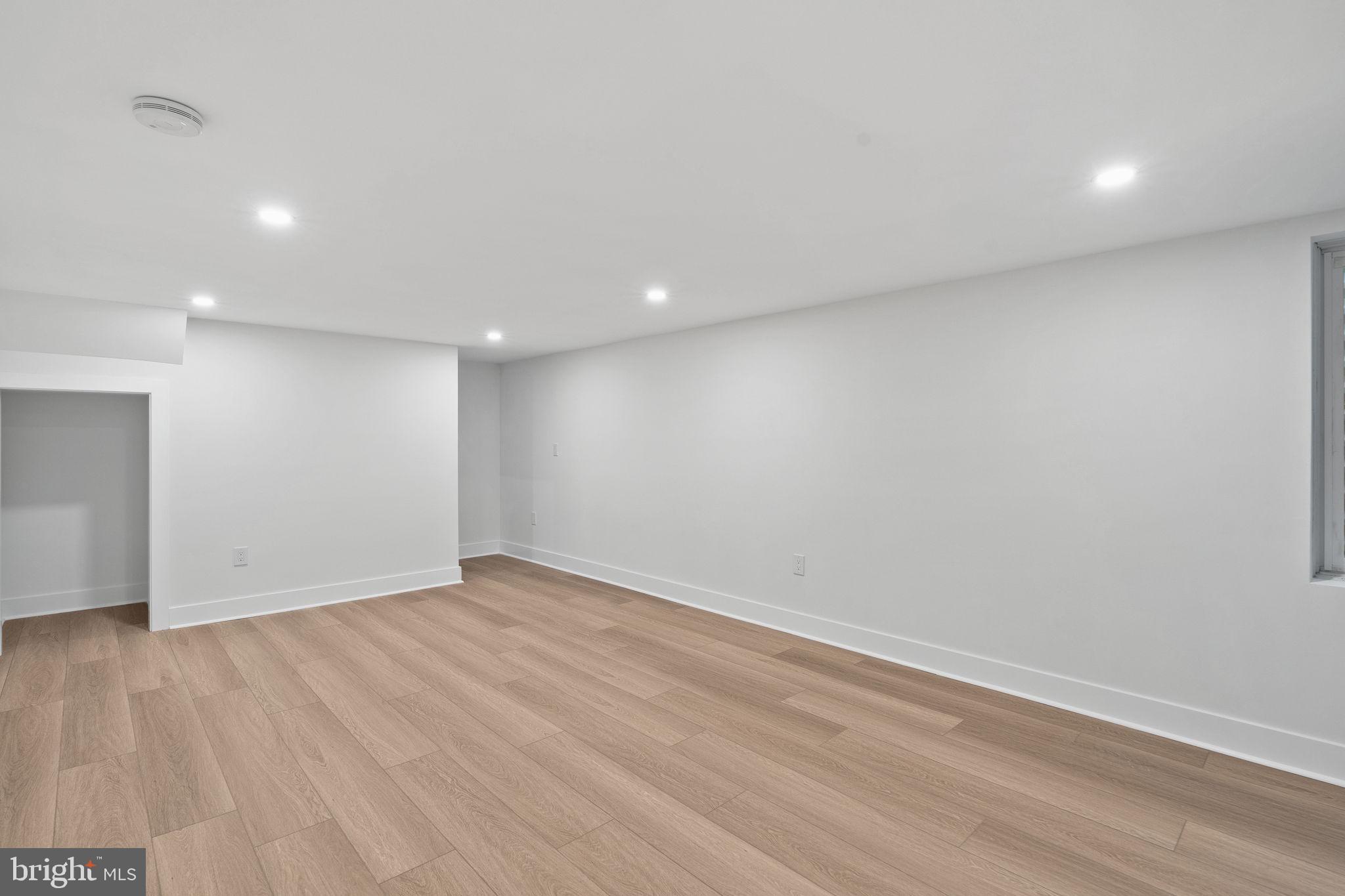 BEECHWOOD - Residential