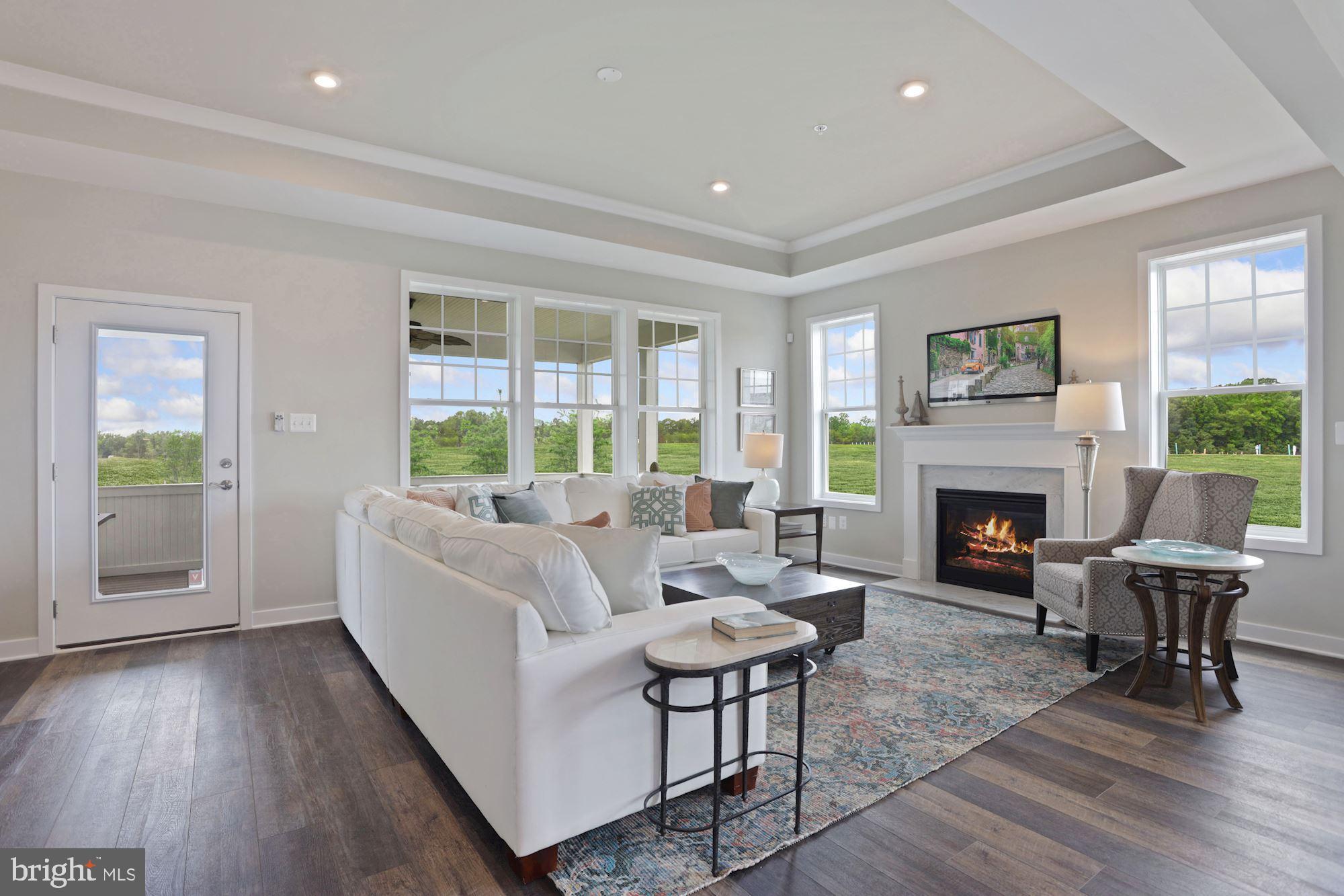 TWO RIVERS - Residential