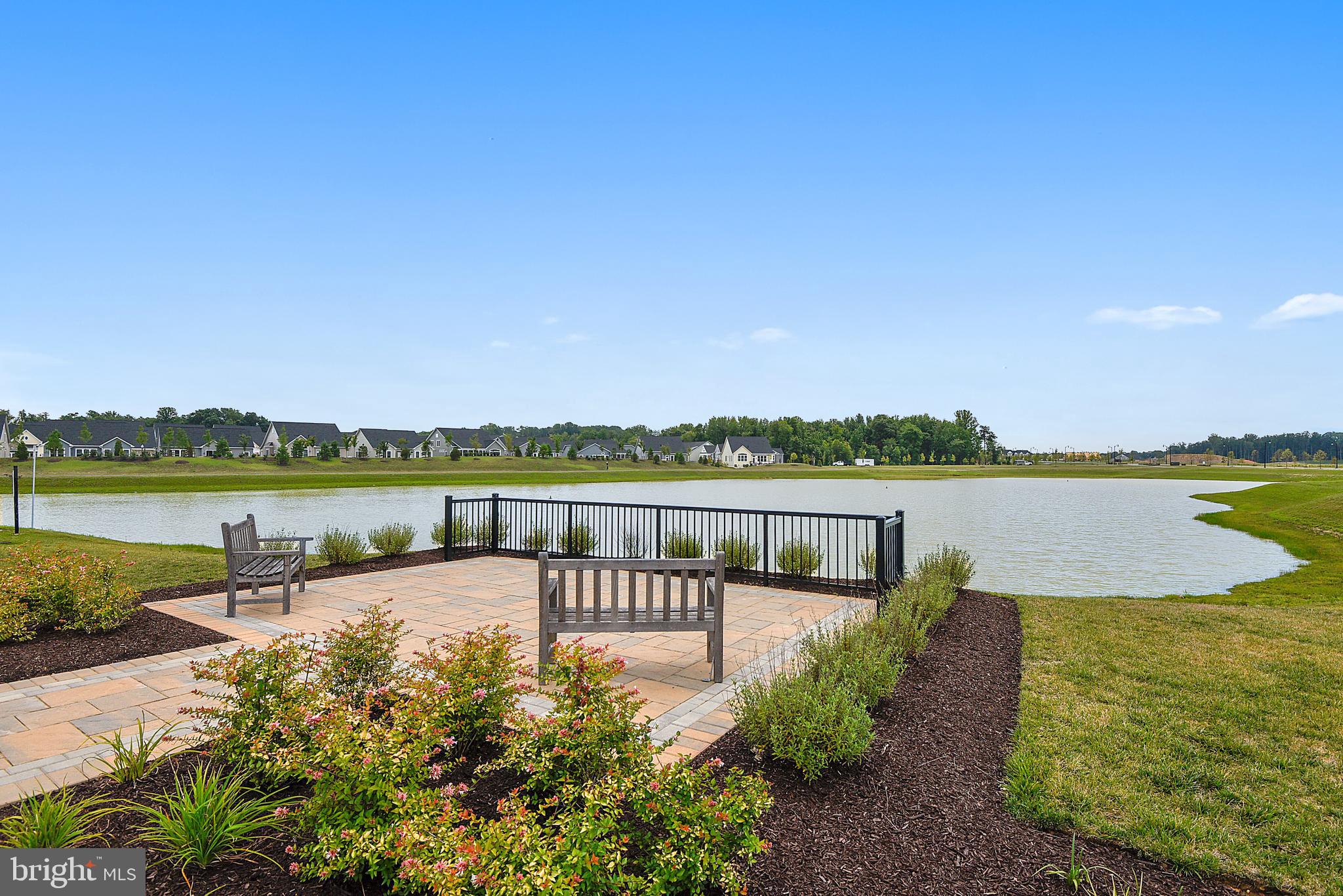 TWO RIVERS - Residential