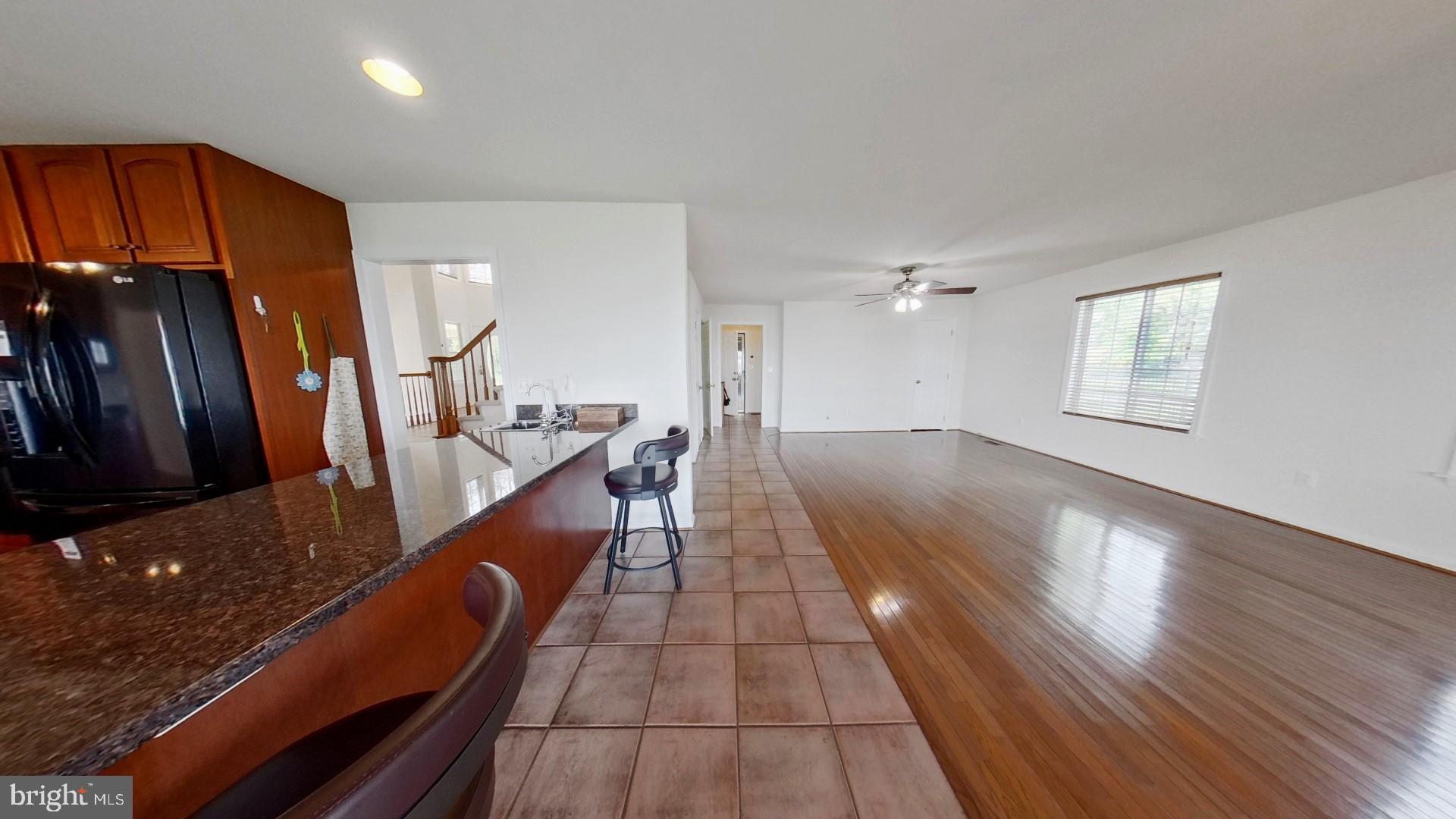 RAINBOW VILLAGE - Residential