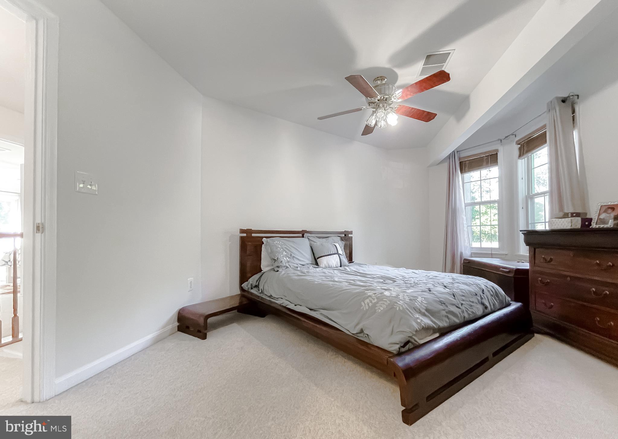 RAINBOW VILLAGE - Residential