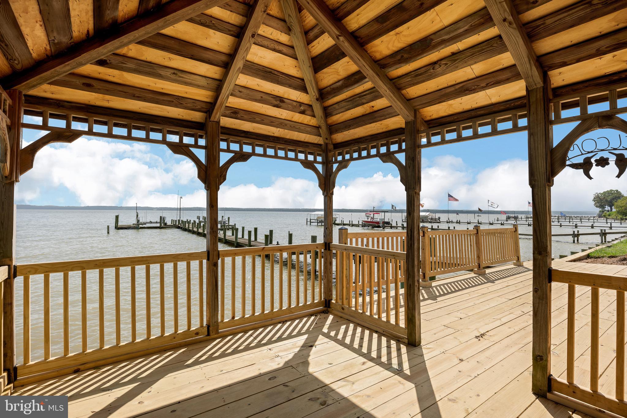 RAINBOW VILLAGE - Residential