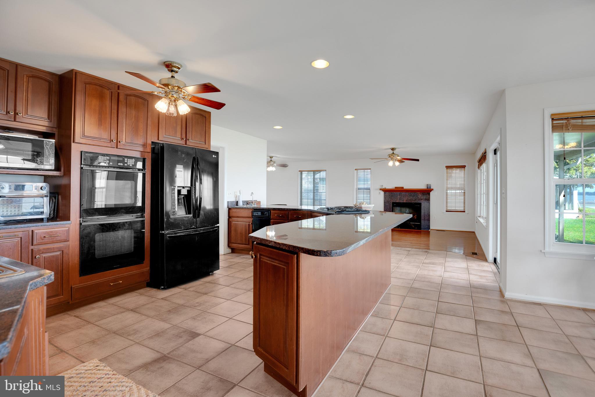 RAINBOW VILLAGE - Residential