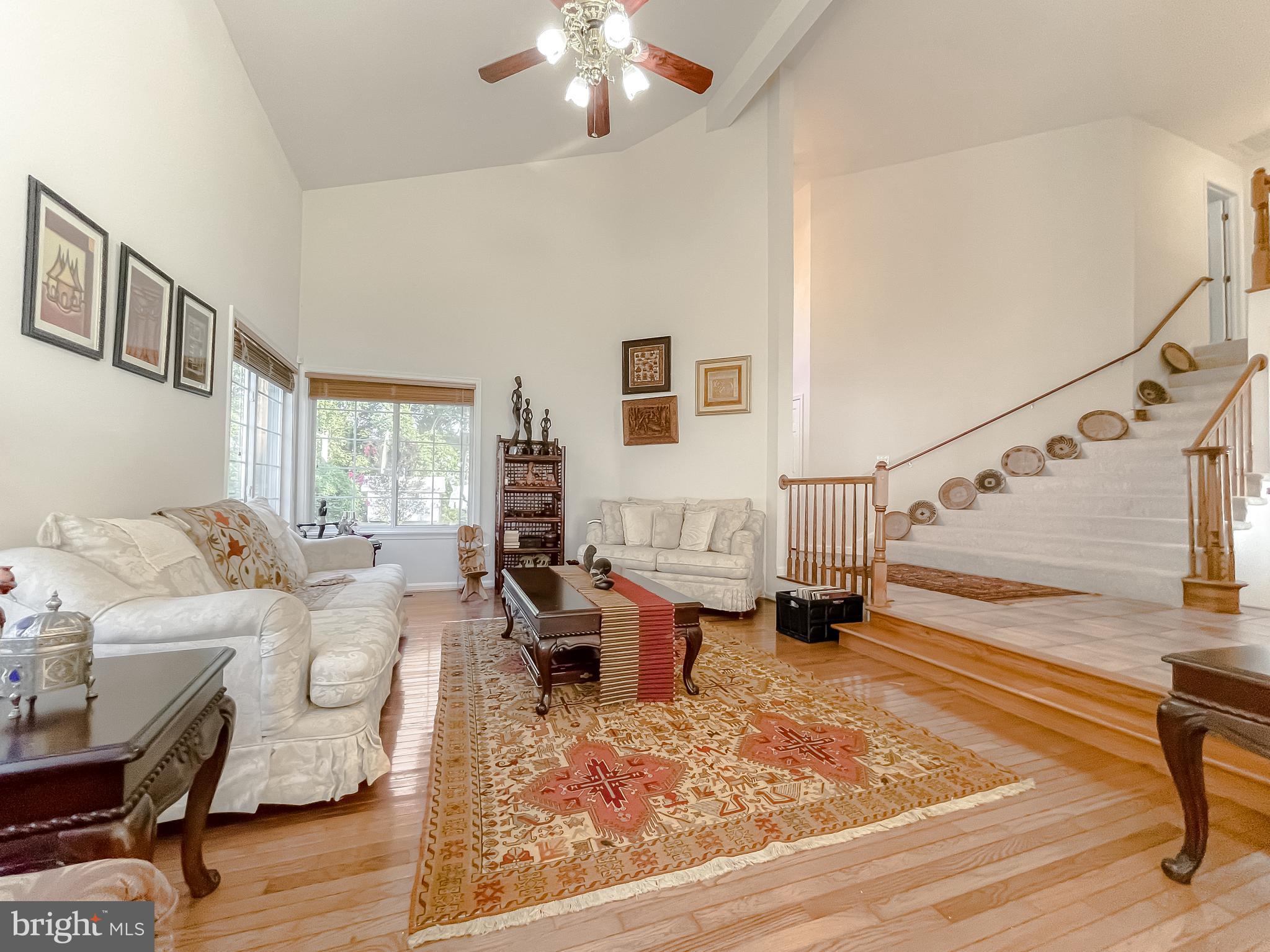 RAINBOW VILLAGE - Residential