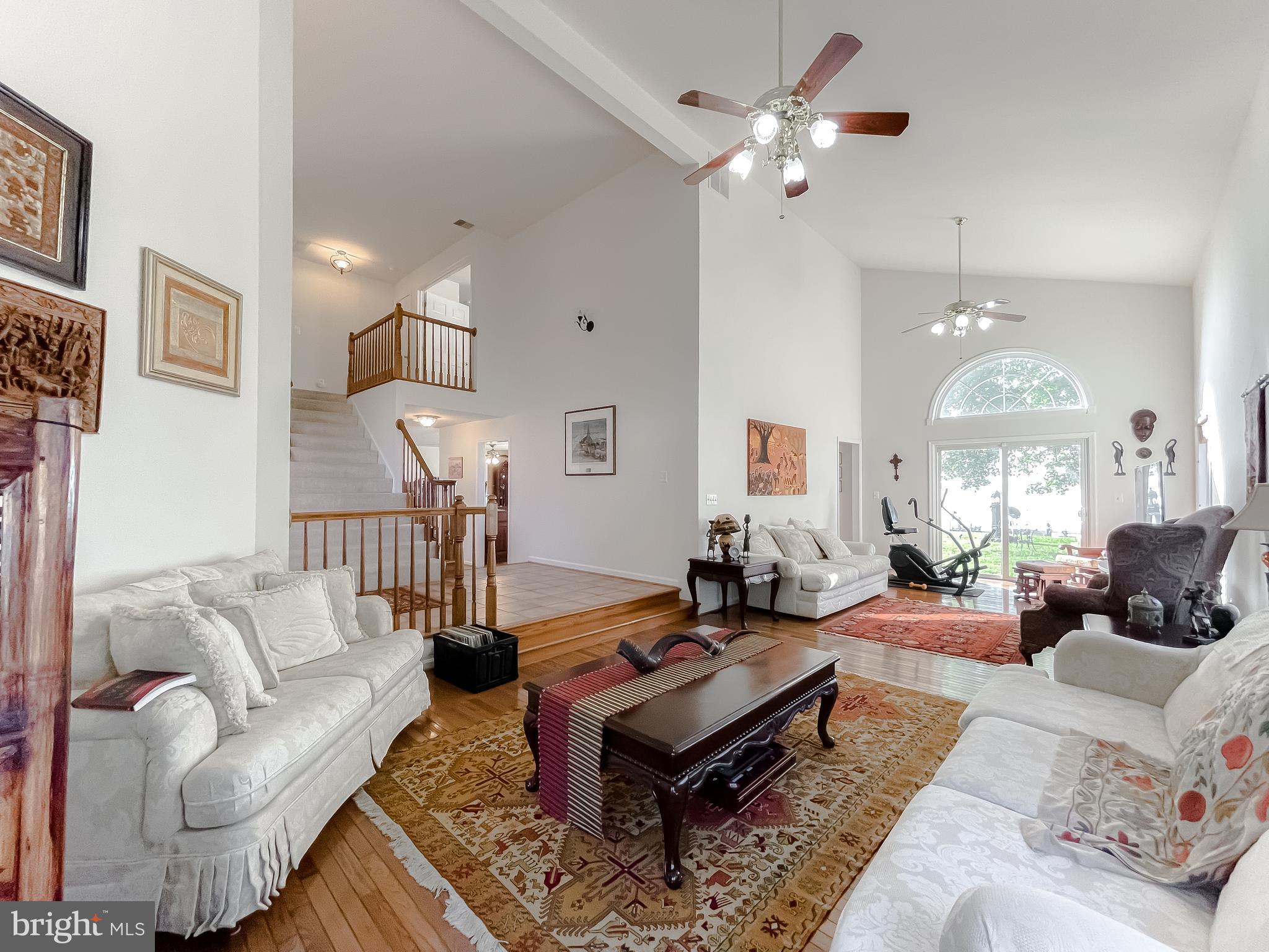 RAINBOW VILLAGE - Residential