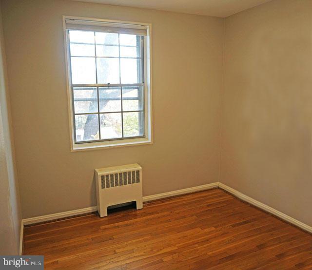 WARWICK VILLAGE - Residential Lease