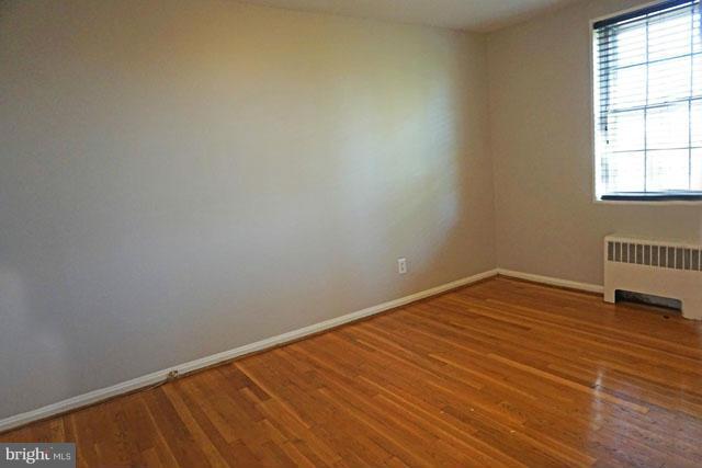 WARWICK VILLAGE - Residential Lease