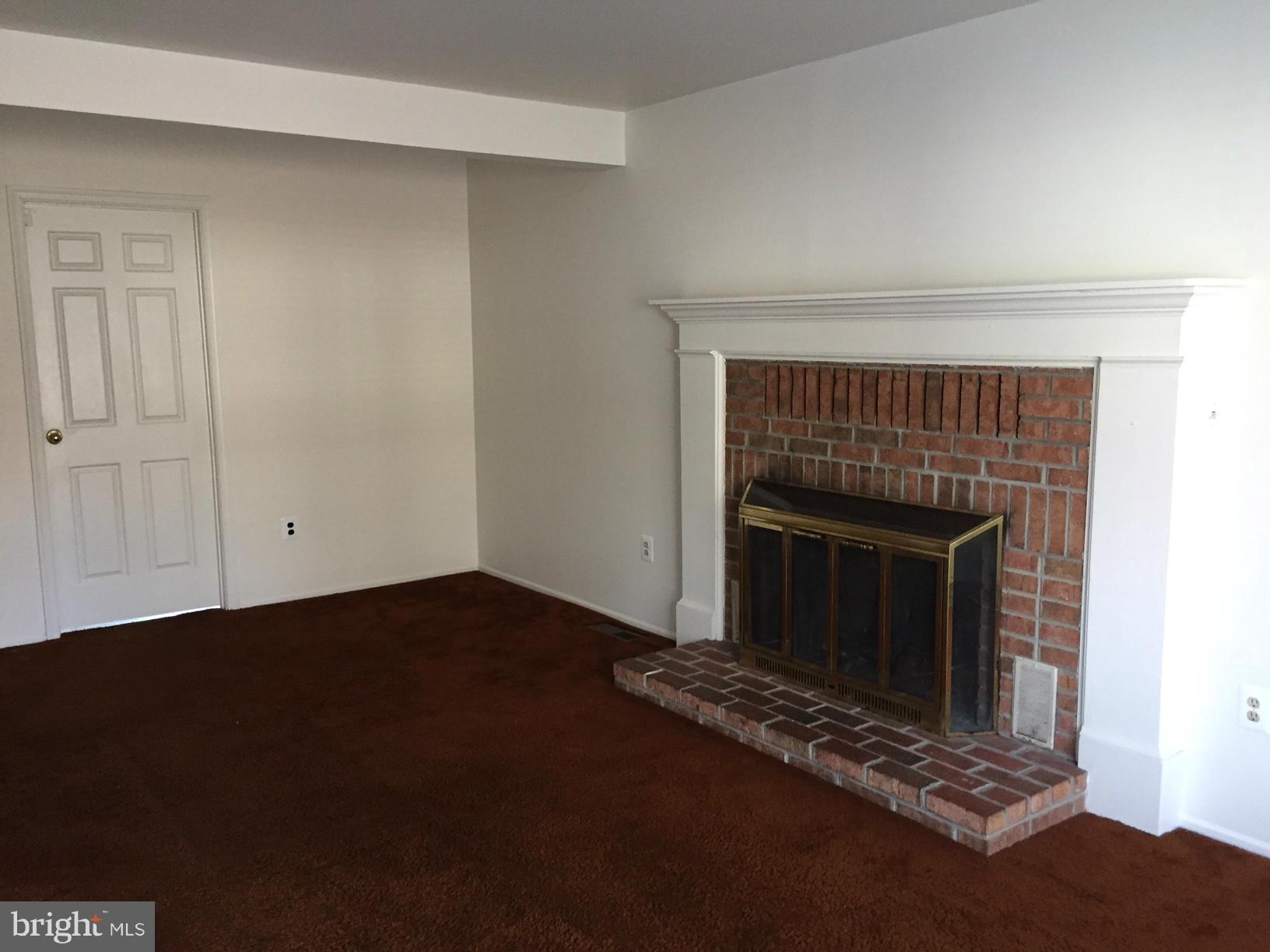 OAKTREE SUB PLAT ONE - Residential Lease