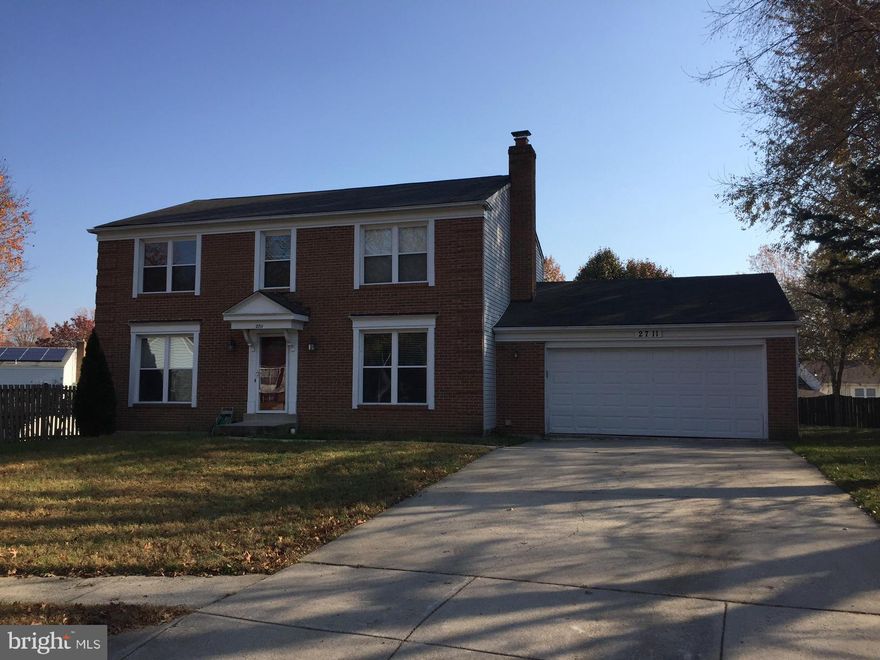 Very Clean rental home on a cul-de-sac. hardwood foyer & hall, wood burning fireplace, 2 master suites, extra large backyard with a deck