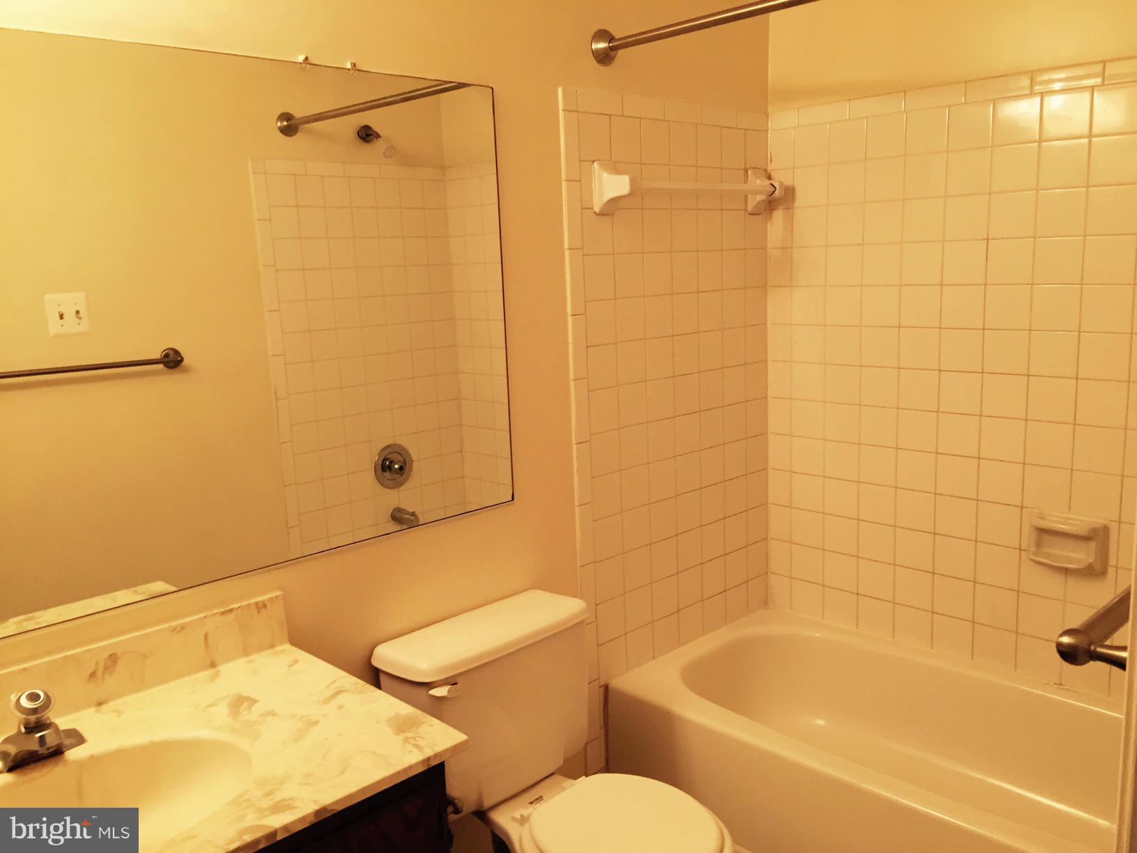 OAKTREE SUB PLAT ONE - Residential Lease