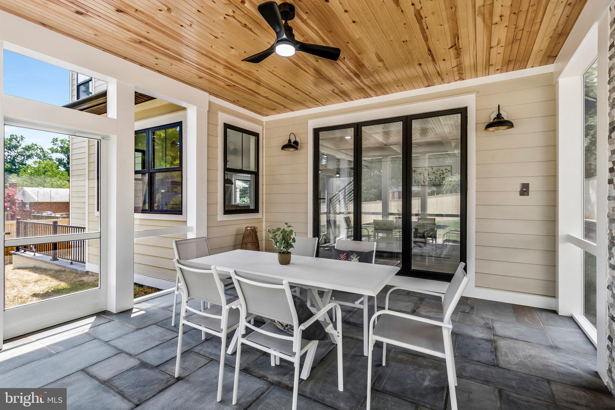 FERNWOOD - Residential