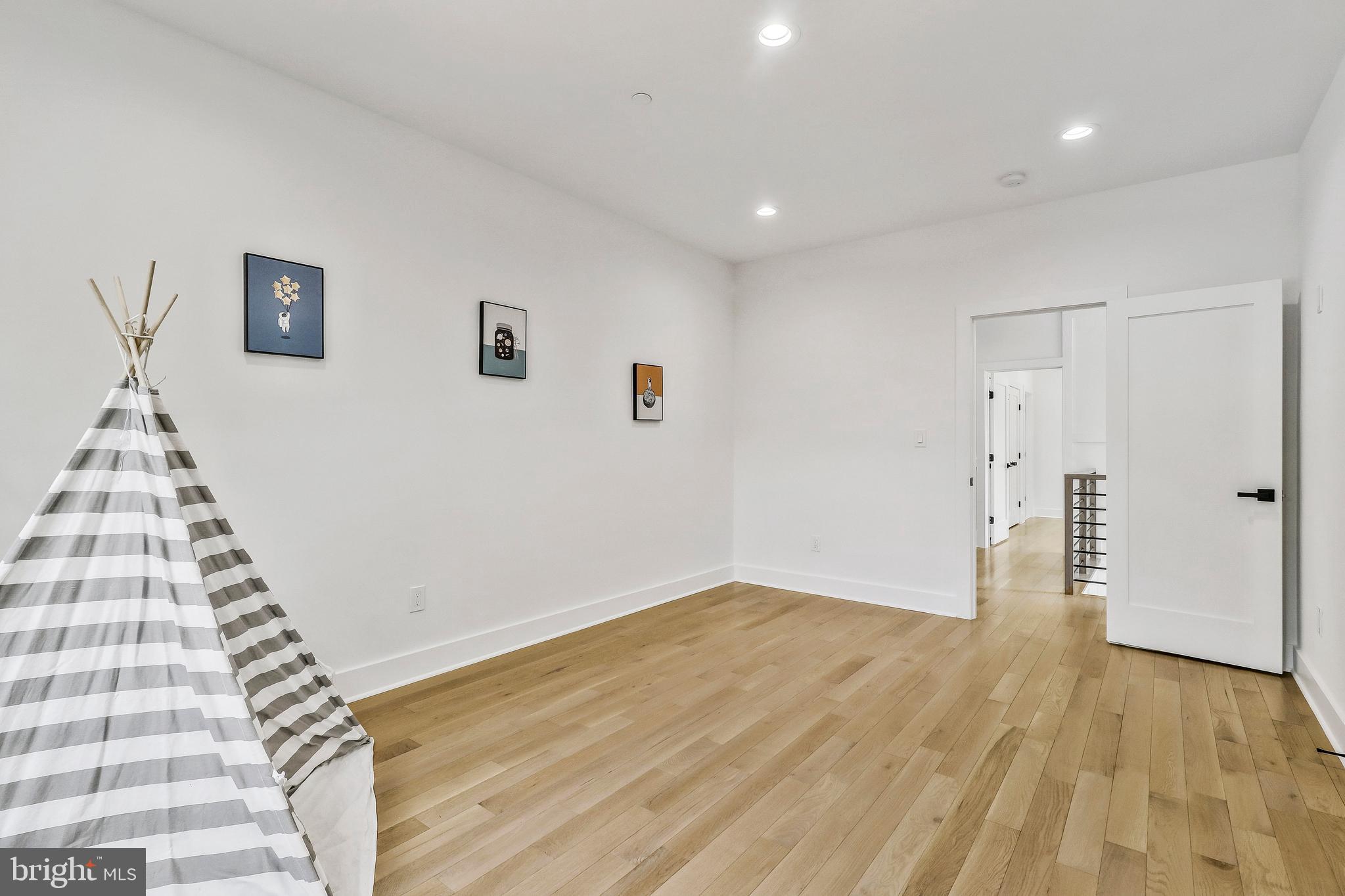 FERNWOOD - Residential