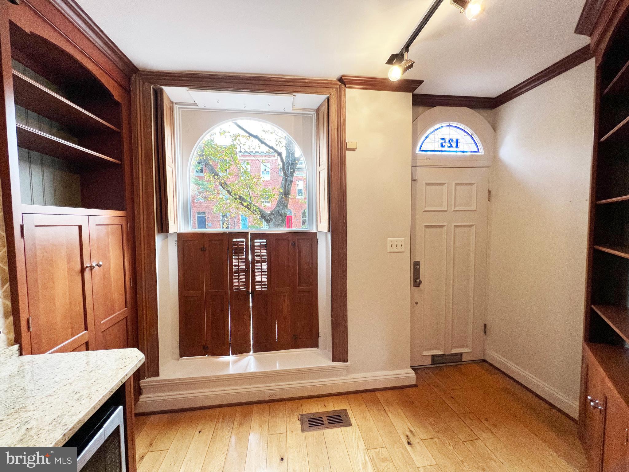 FEDERAL HILL HISTORIC DISTRICT - Residential Lease