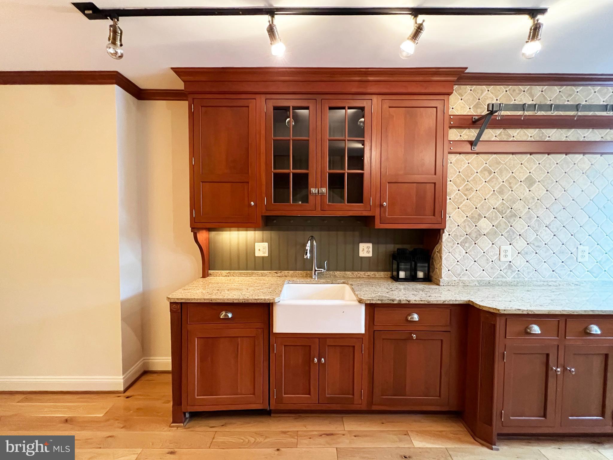 FEDERAL HILL HISTORIC DISTRICT - Residential Lease